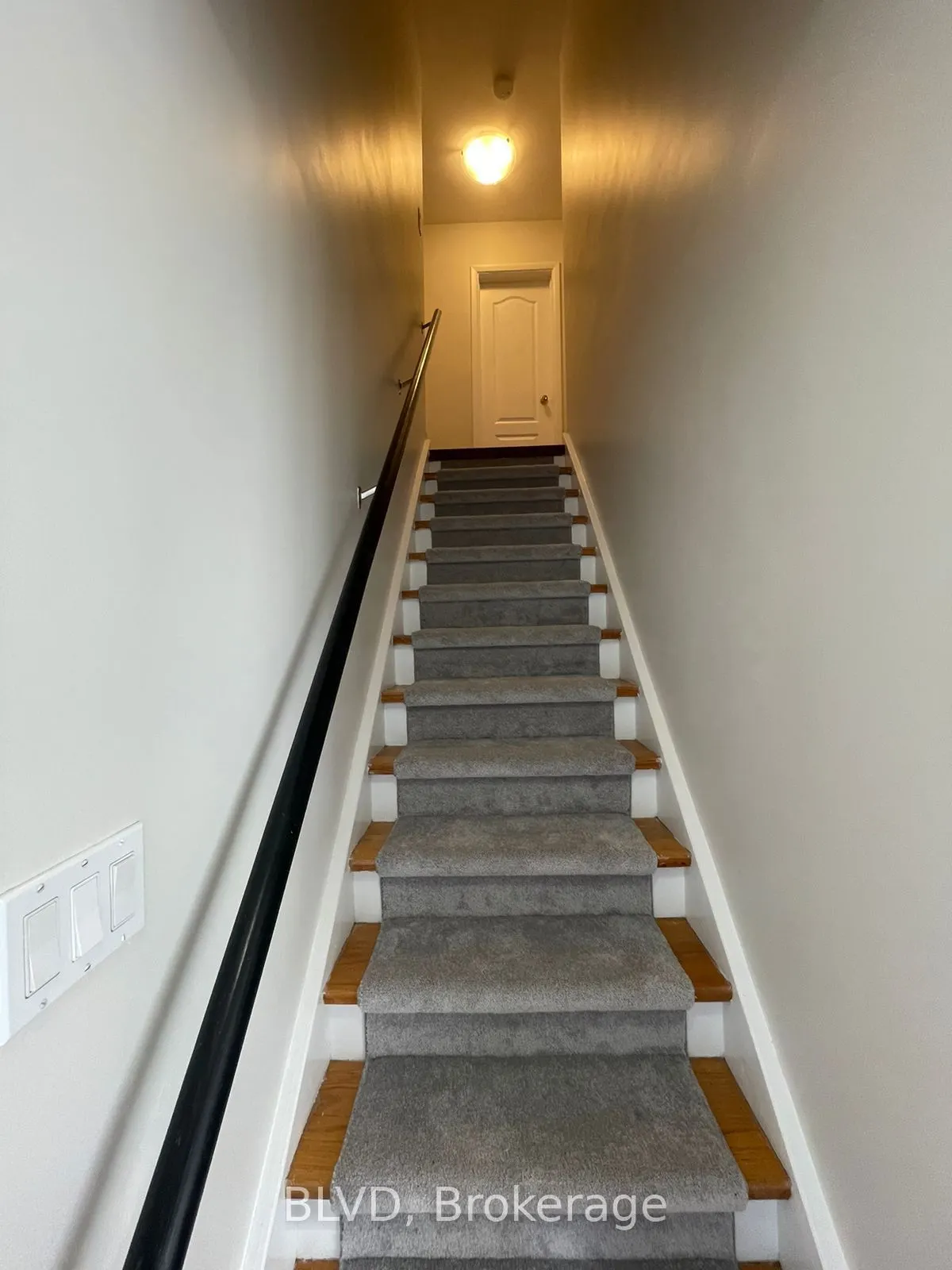 20 Athabaska Avenue