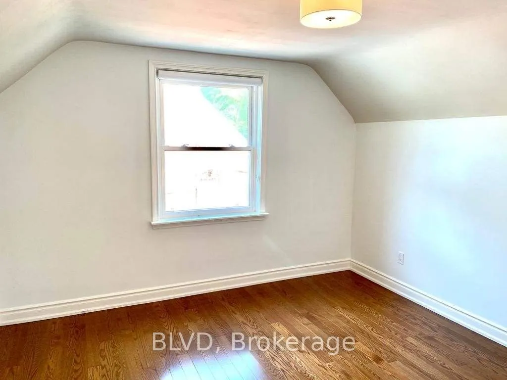 24 Athabaska Avenue