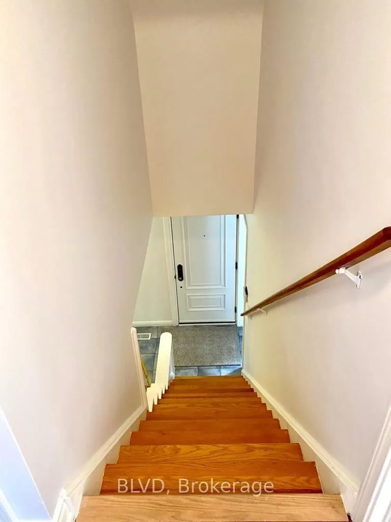 24 Athabaska Avenue