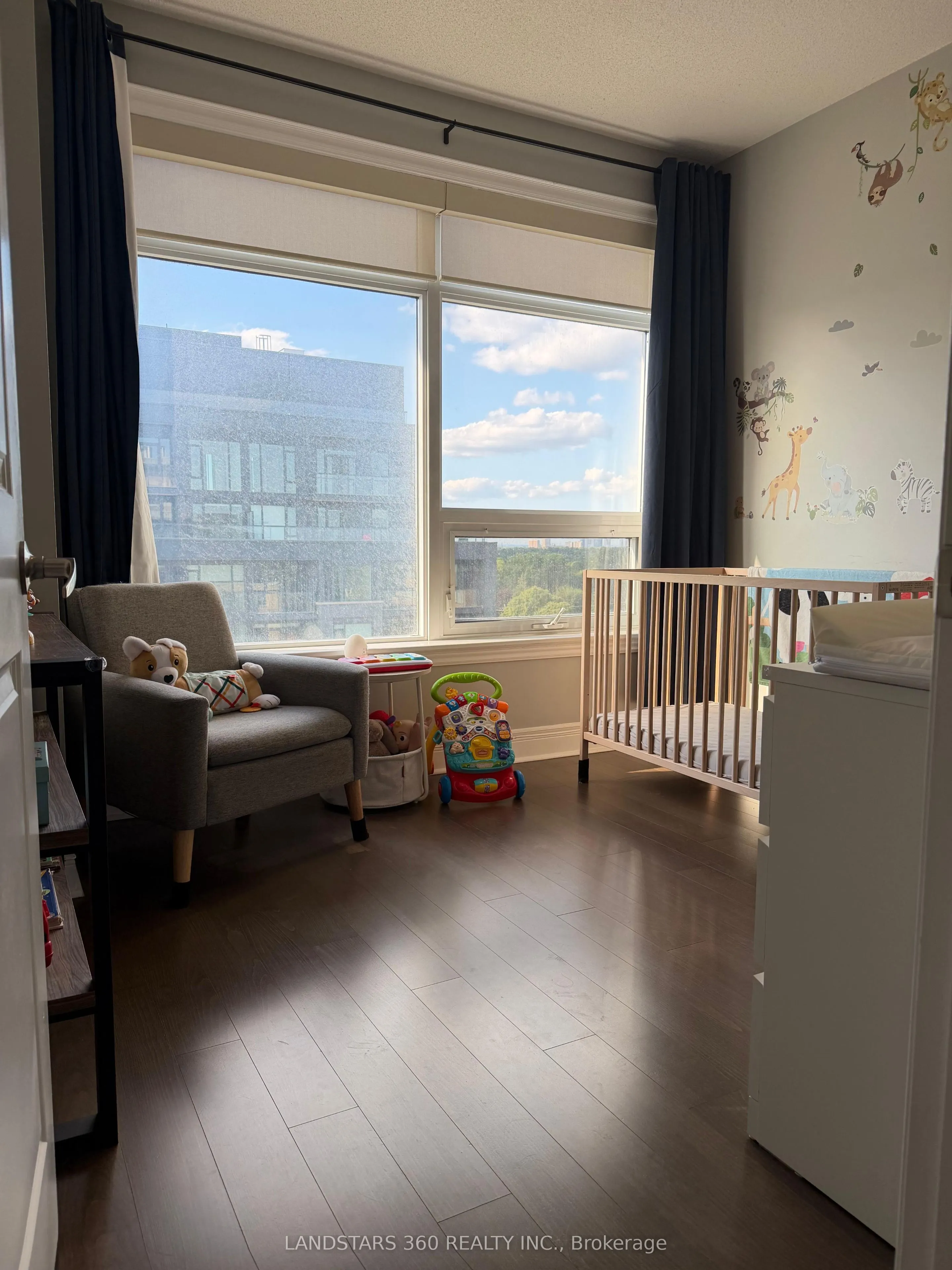 701 Sheppard Avenue W #803