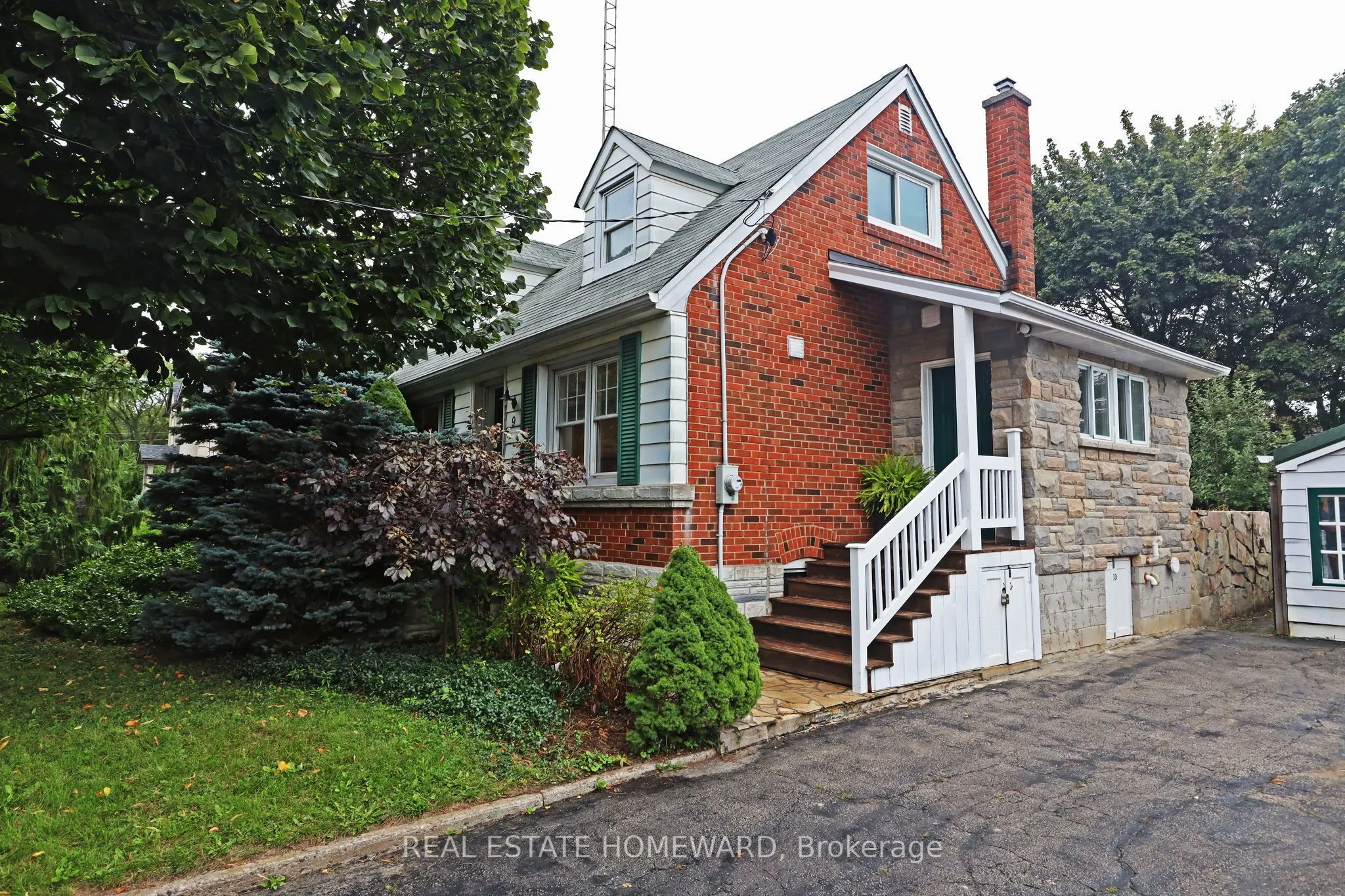 9 Dromore Crescent