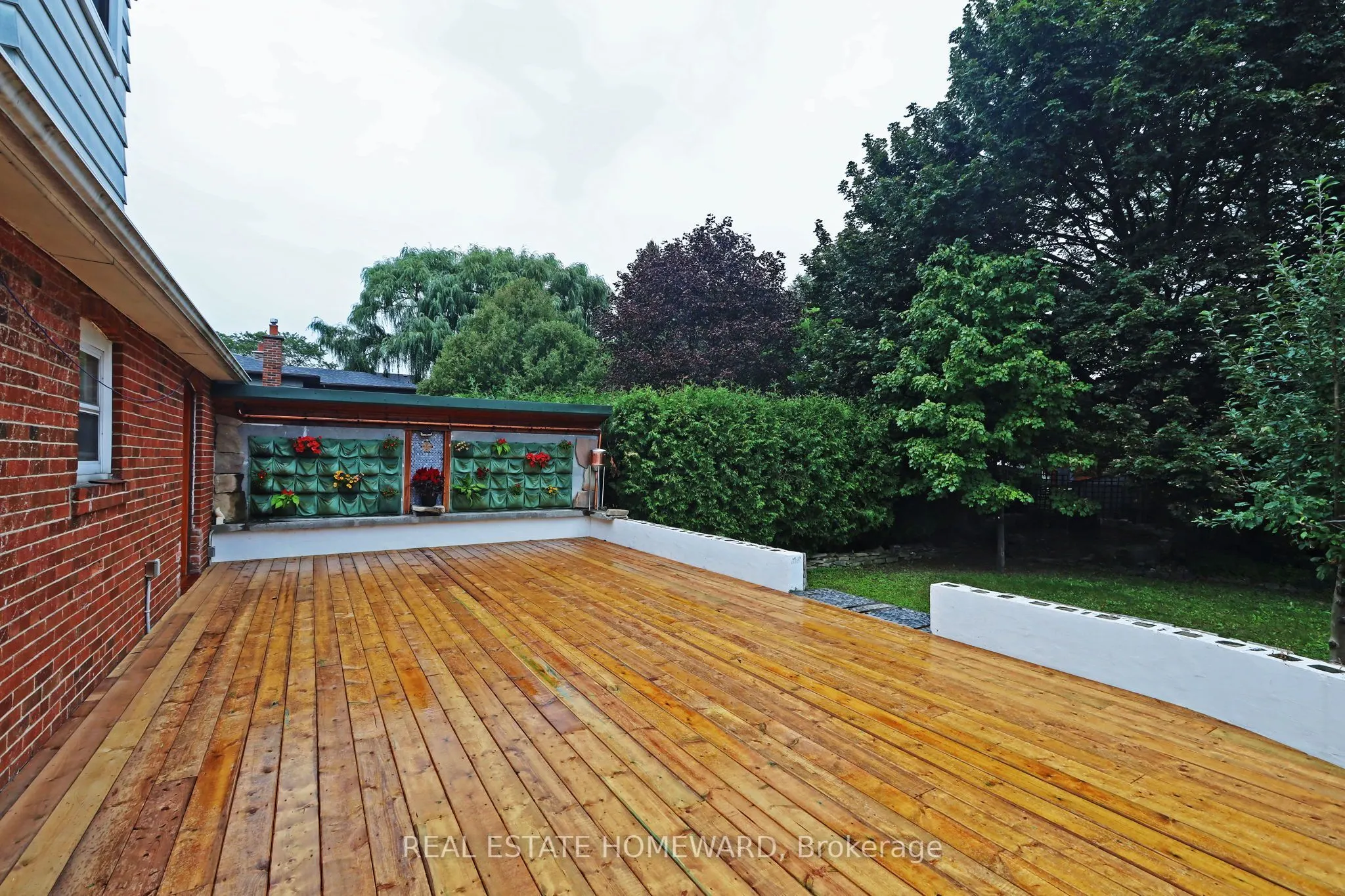 9 Dromore Crescent