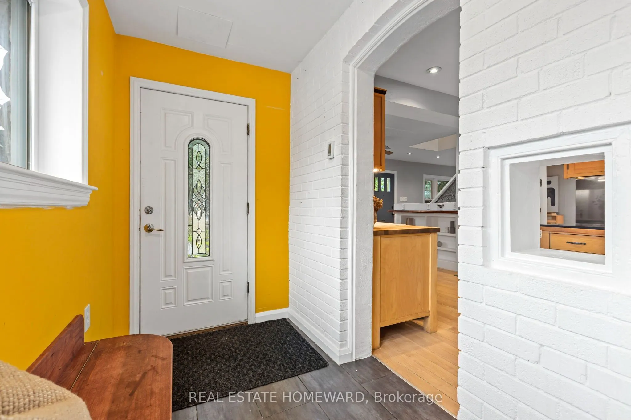 9 Dromore Crescent