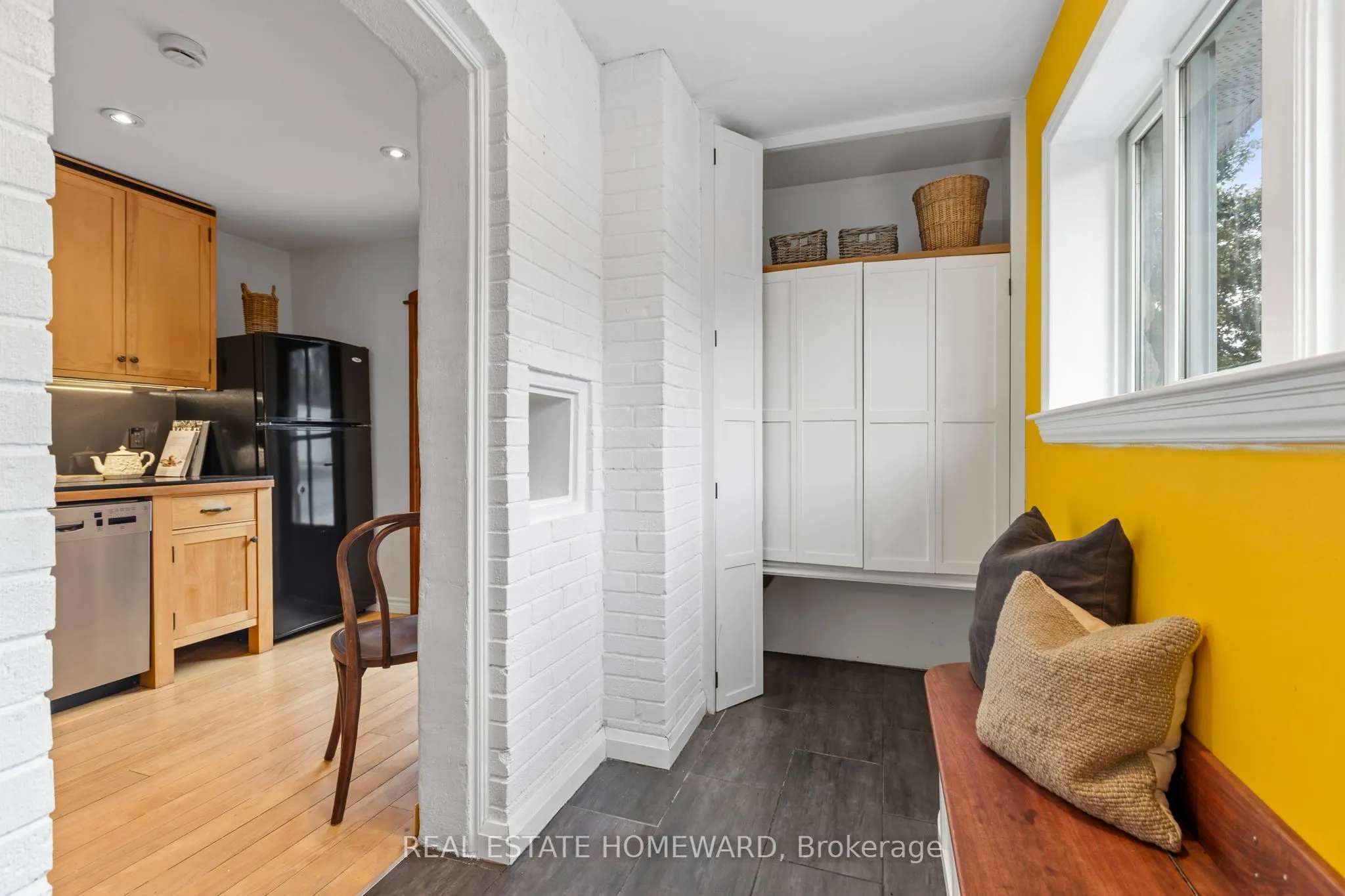 9 Dromore Crescent