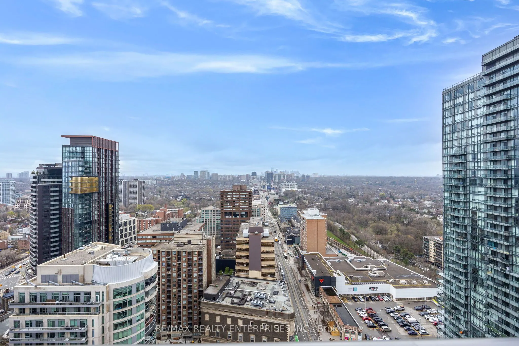 18 Yorkville Avenue W #2706