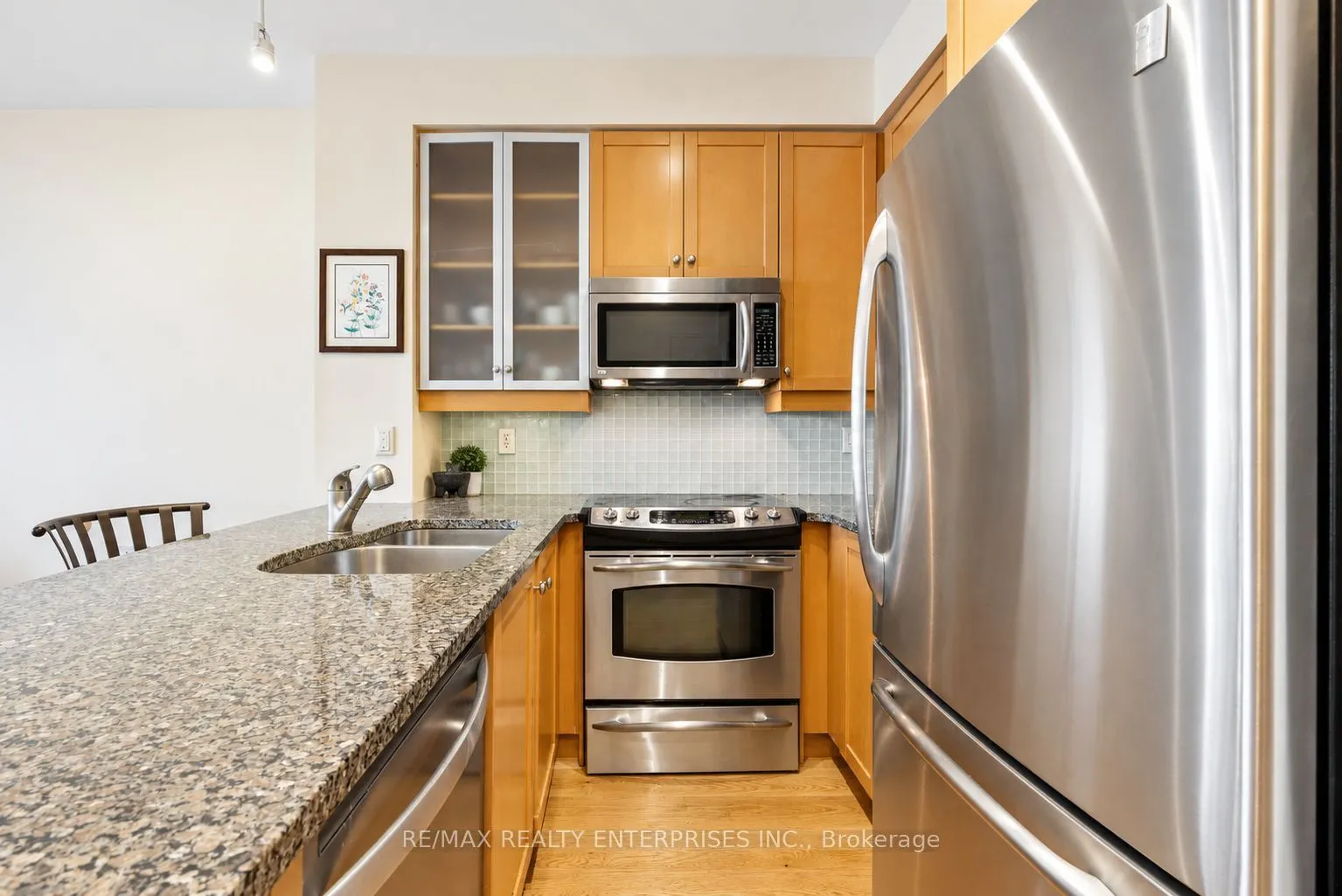 18 Yorkville Avenue W #2706