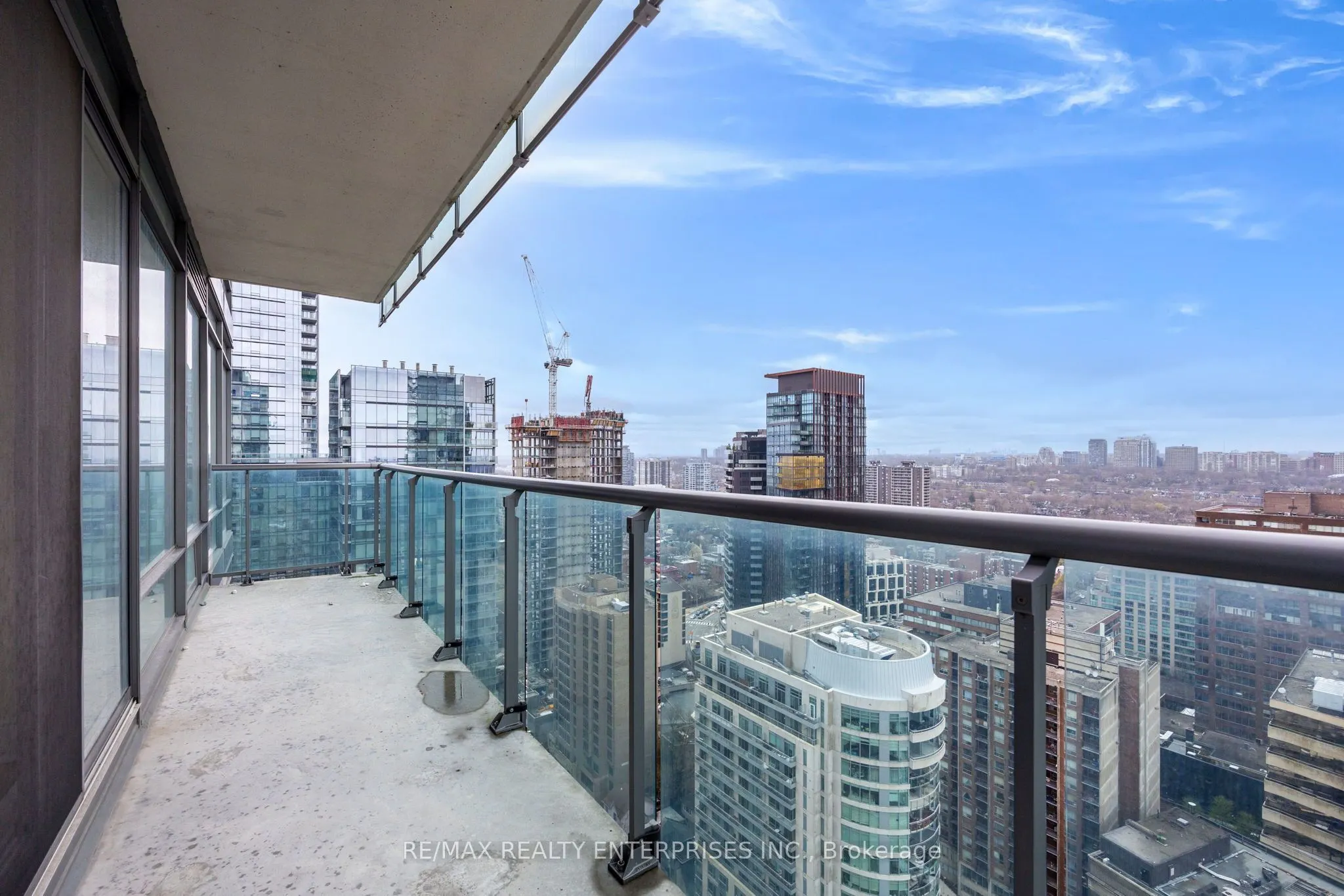 18 Yorkville Avenue W #2706