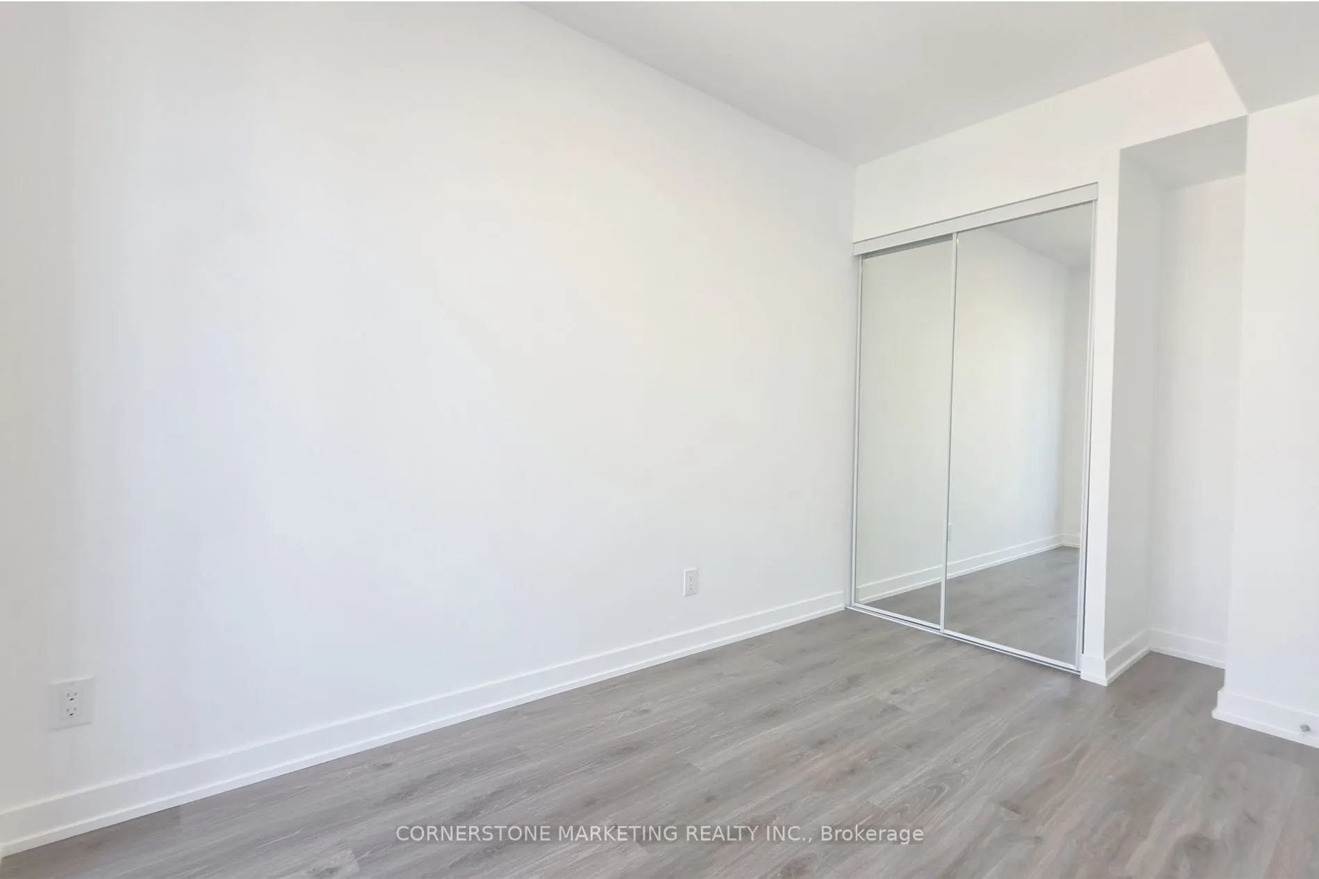100 Queen Street E #2202
