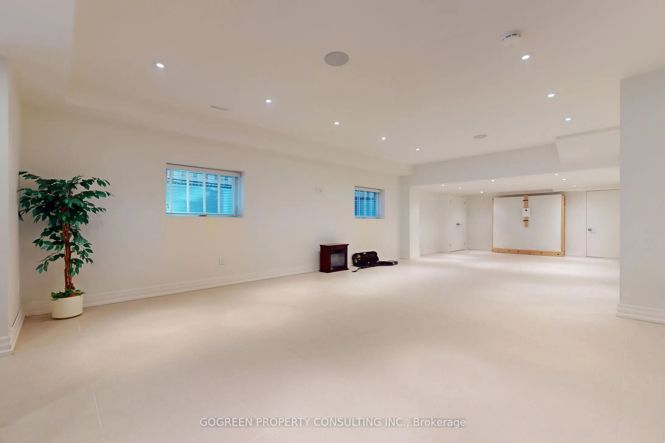 11 Elmview Avenue