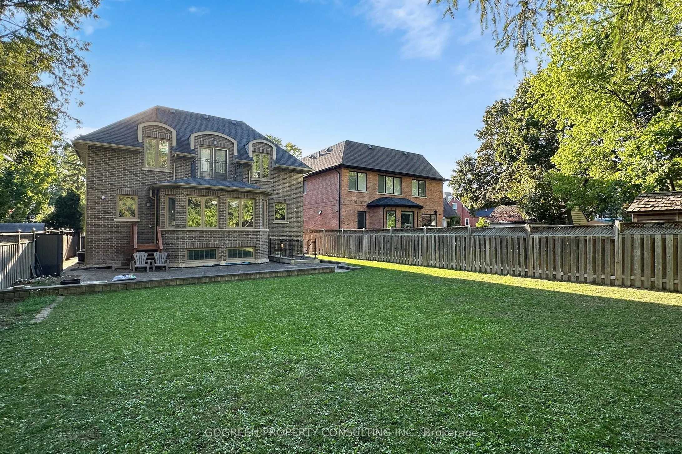 11 Elmview Avenue