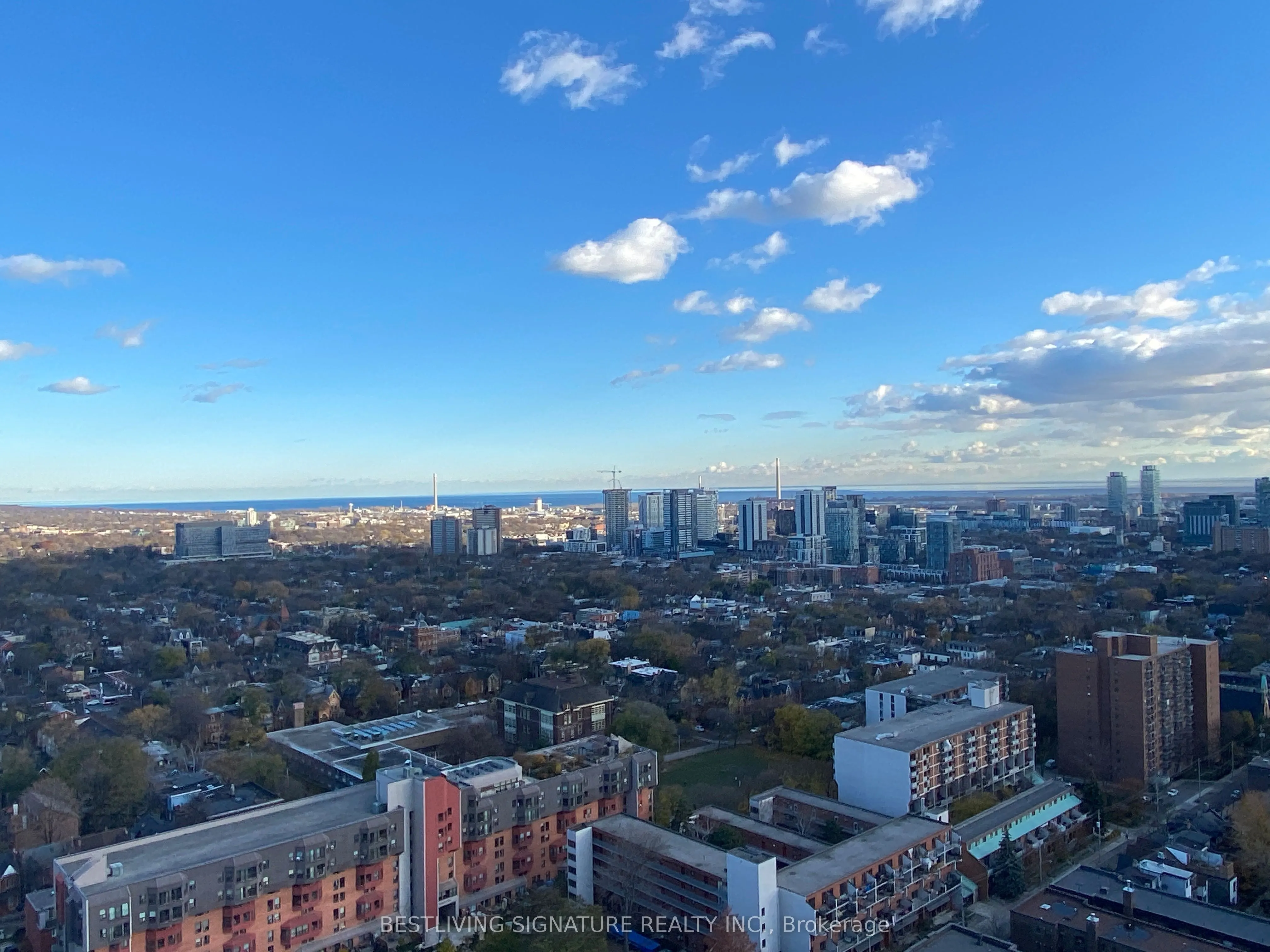 159 Wellesley Street E #1803