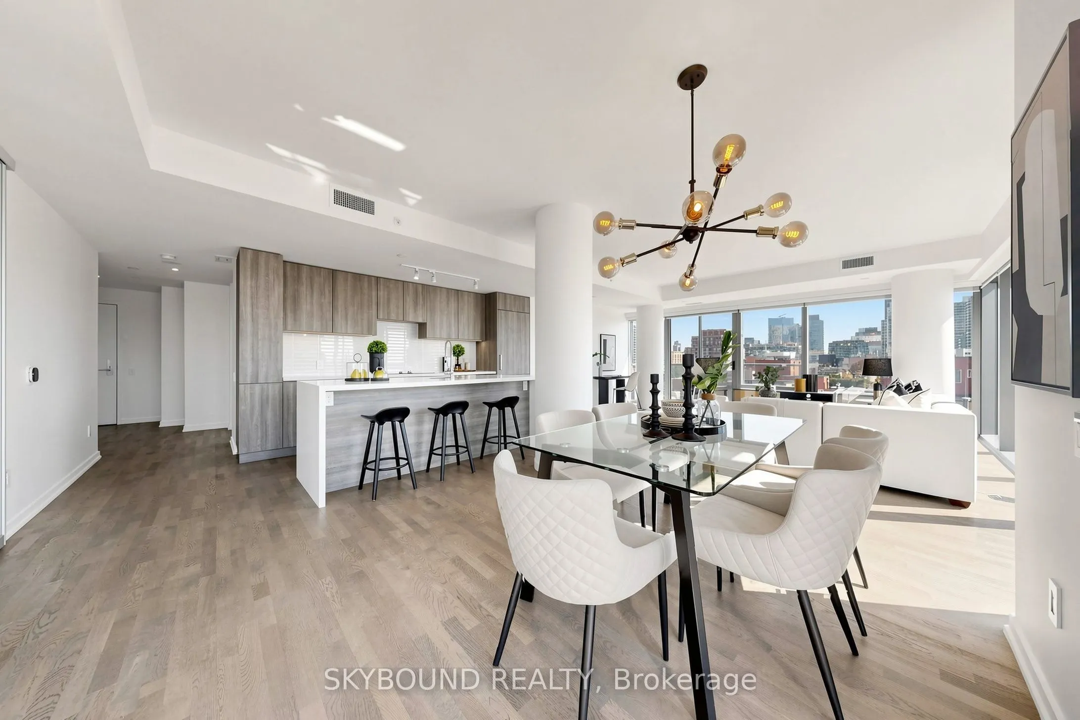 60 Colborne Street #907