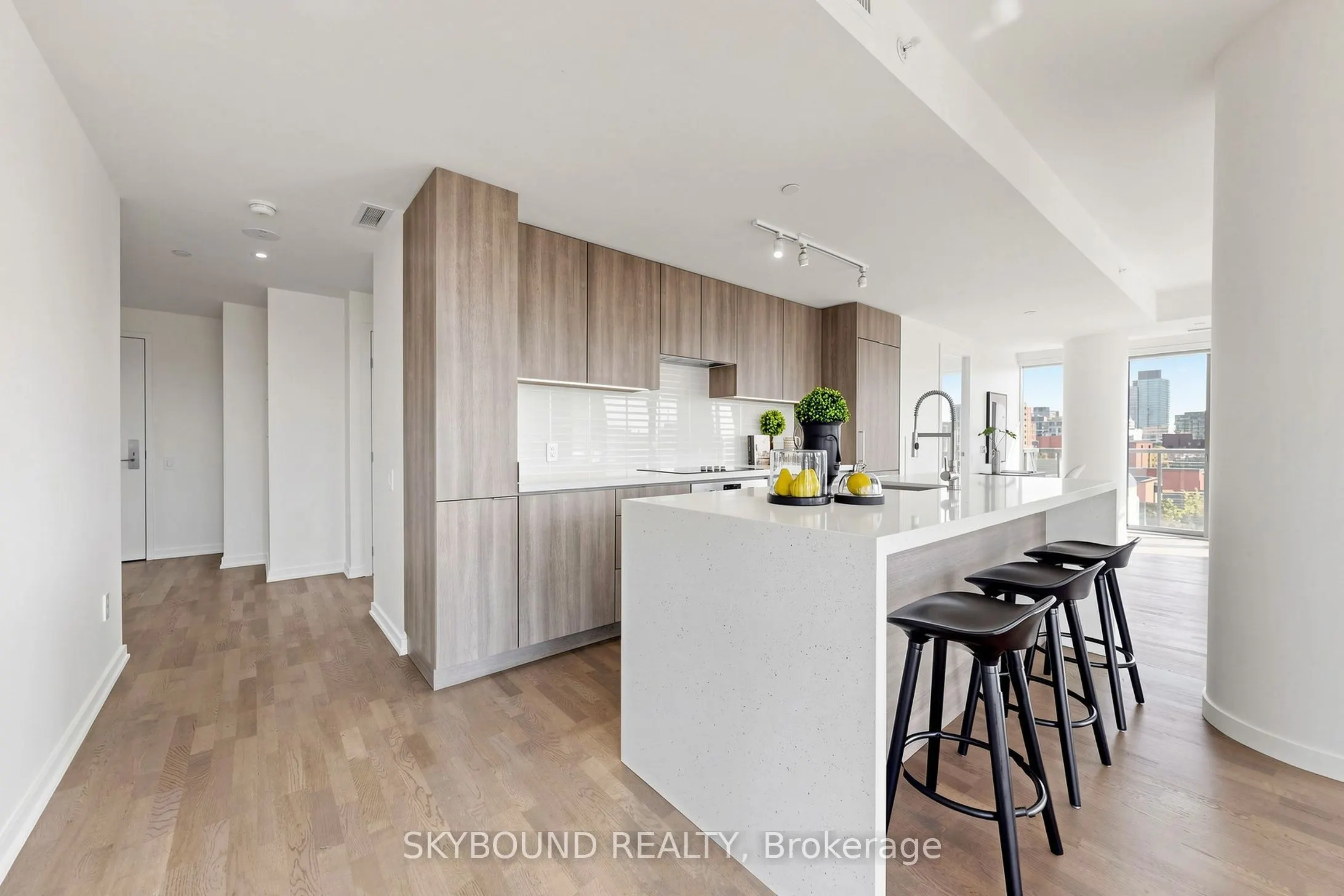 60 Colborne Street #907