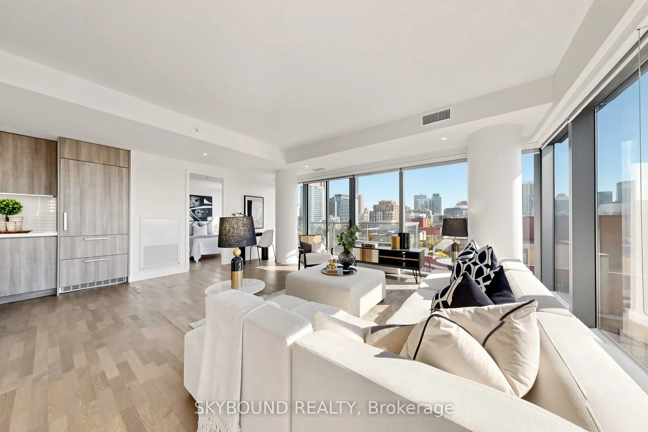 60 Colborne Street #907