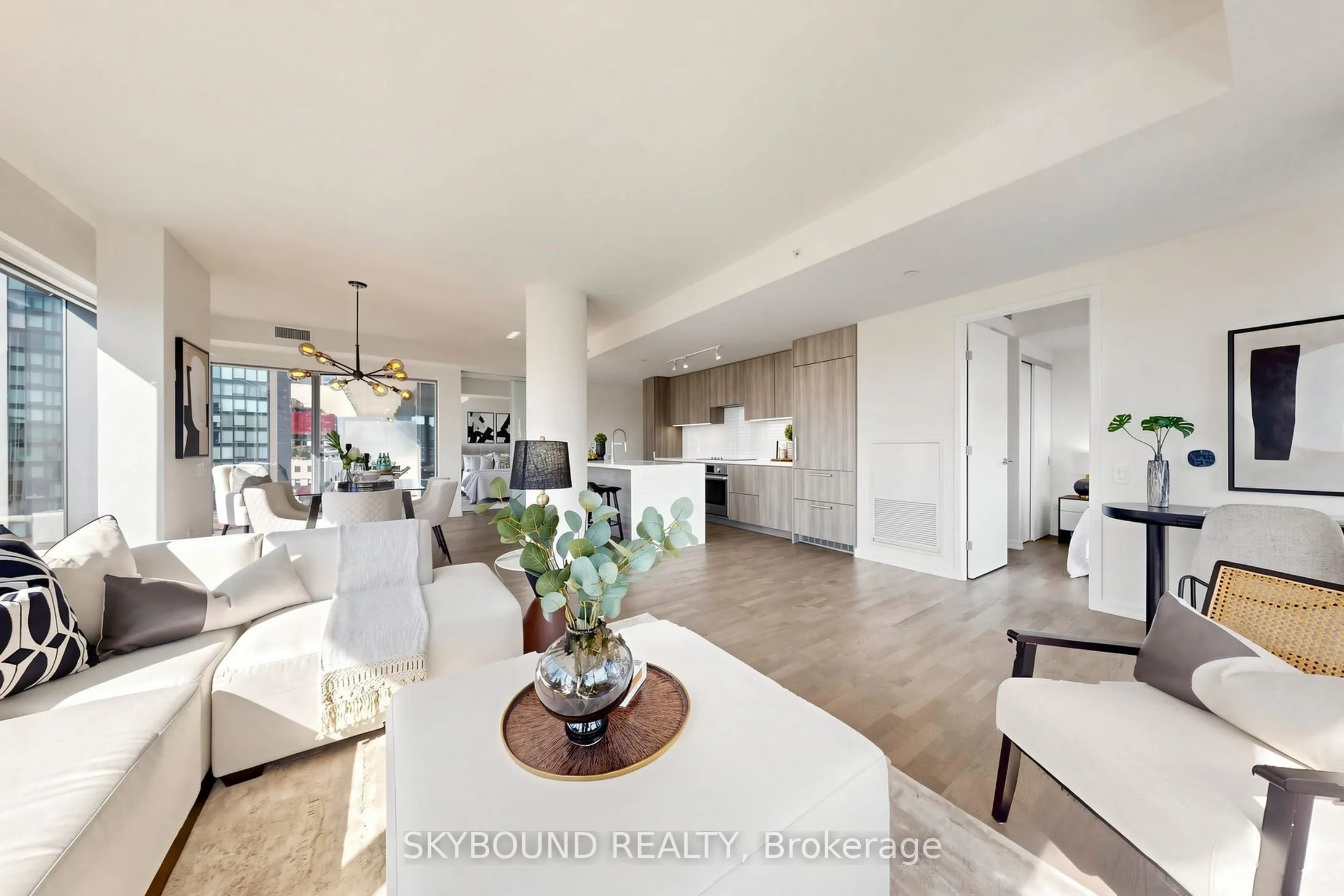 60 Colborne Street #907