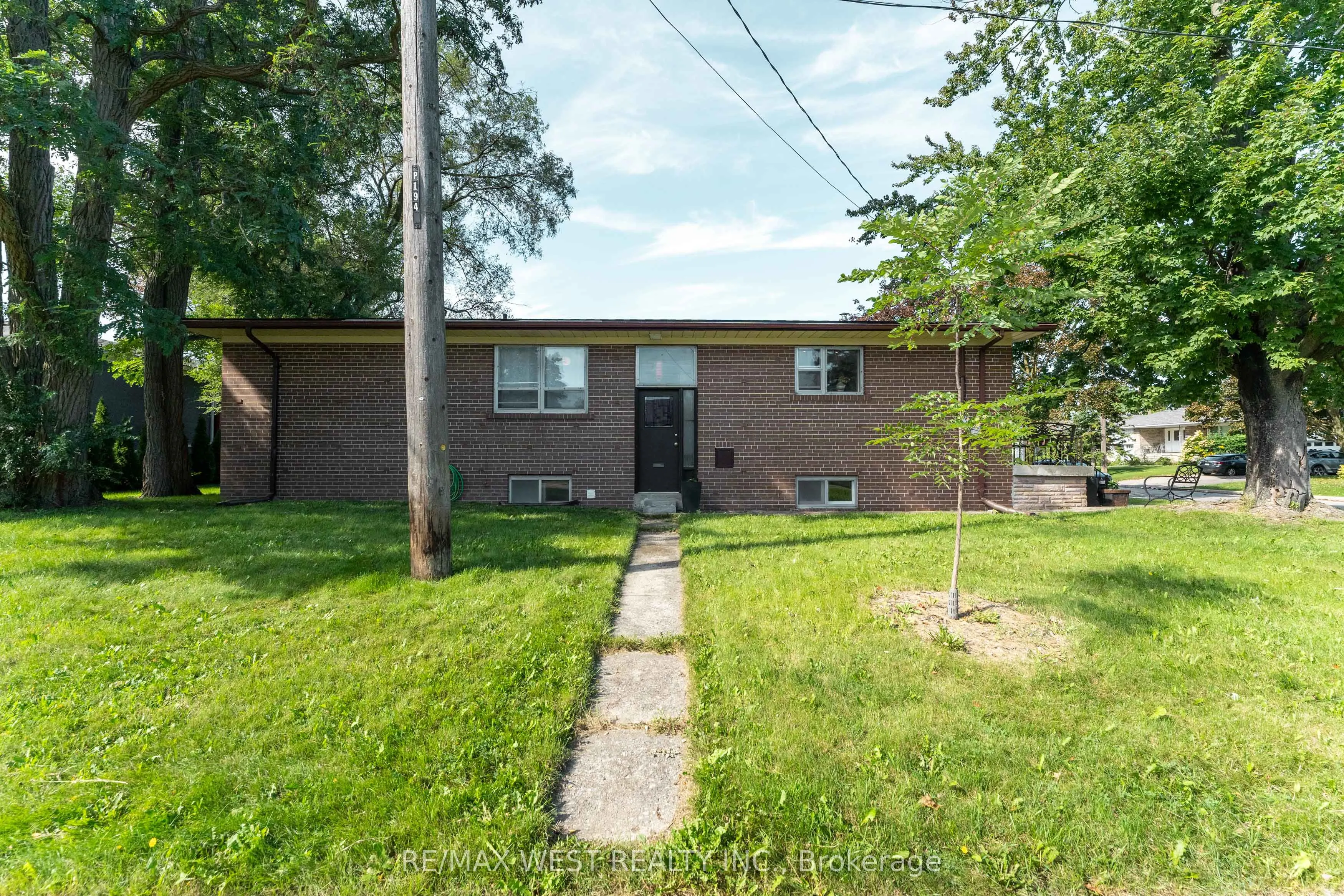 274 Maxwell Street