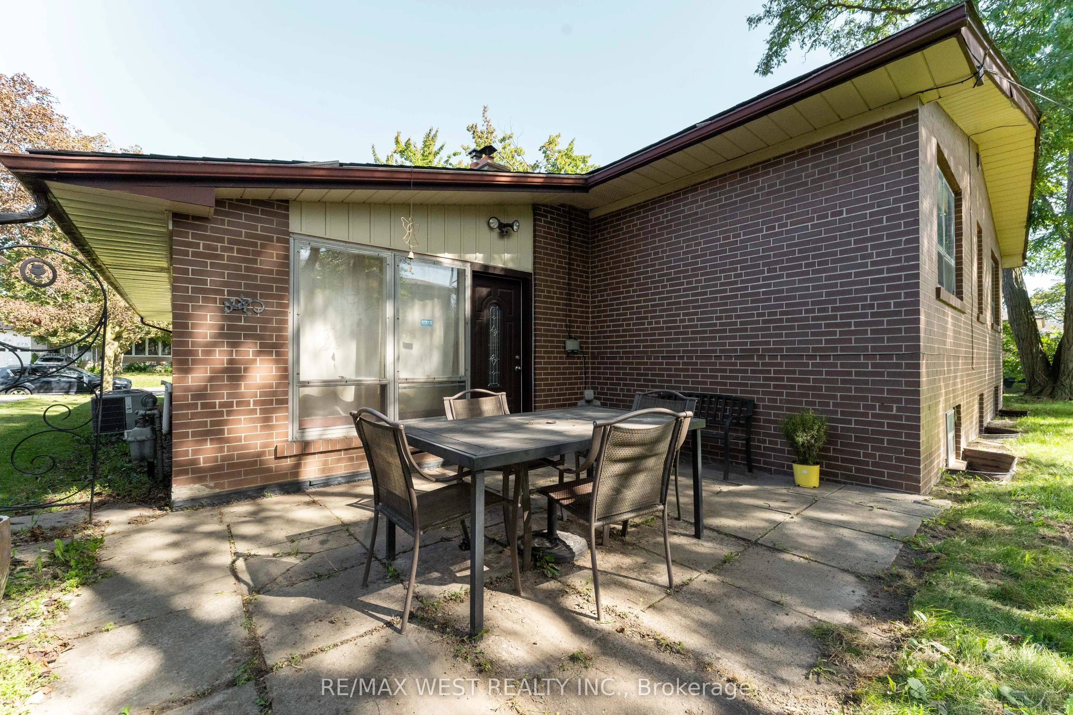 274 Maxwell Street