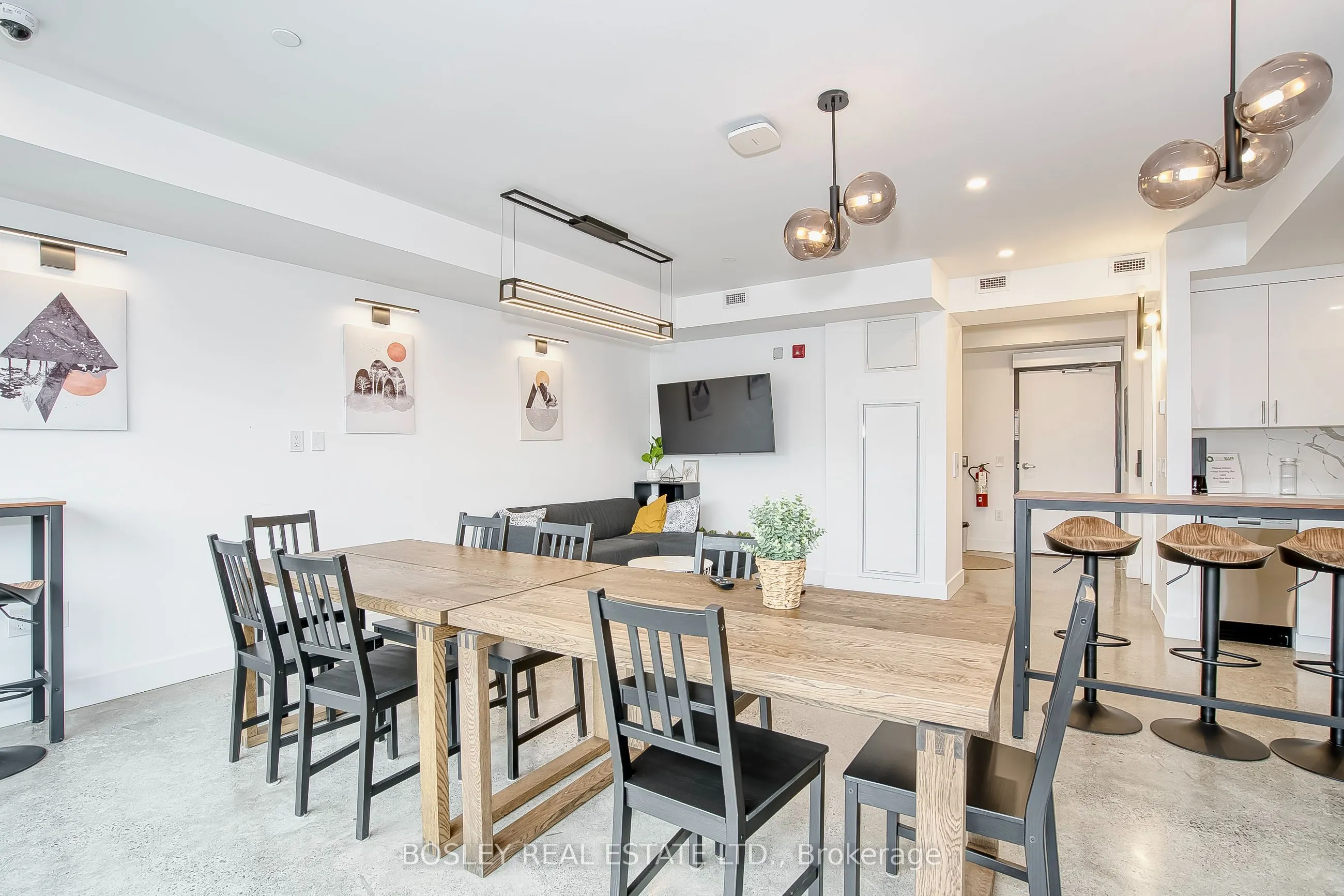 41 River Street #25