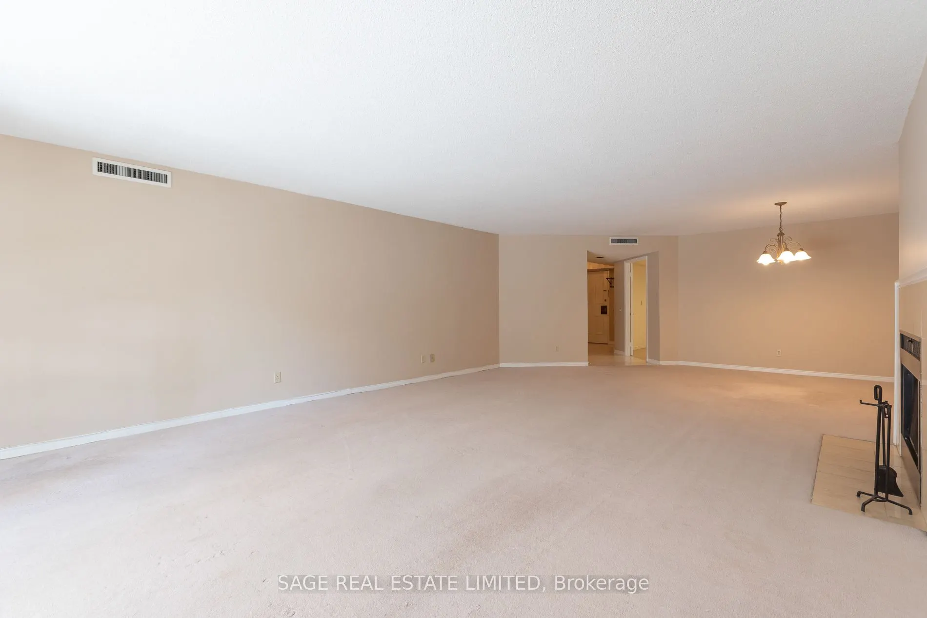 25 George Street #302