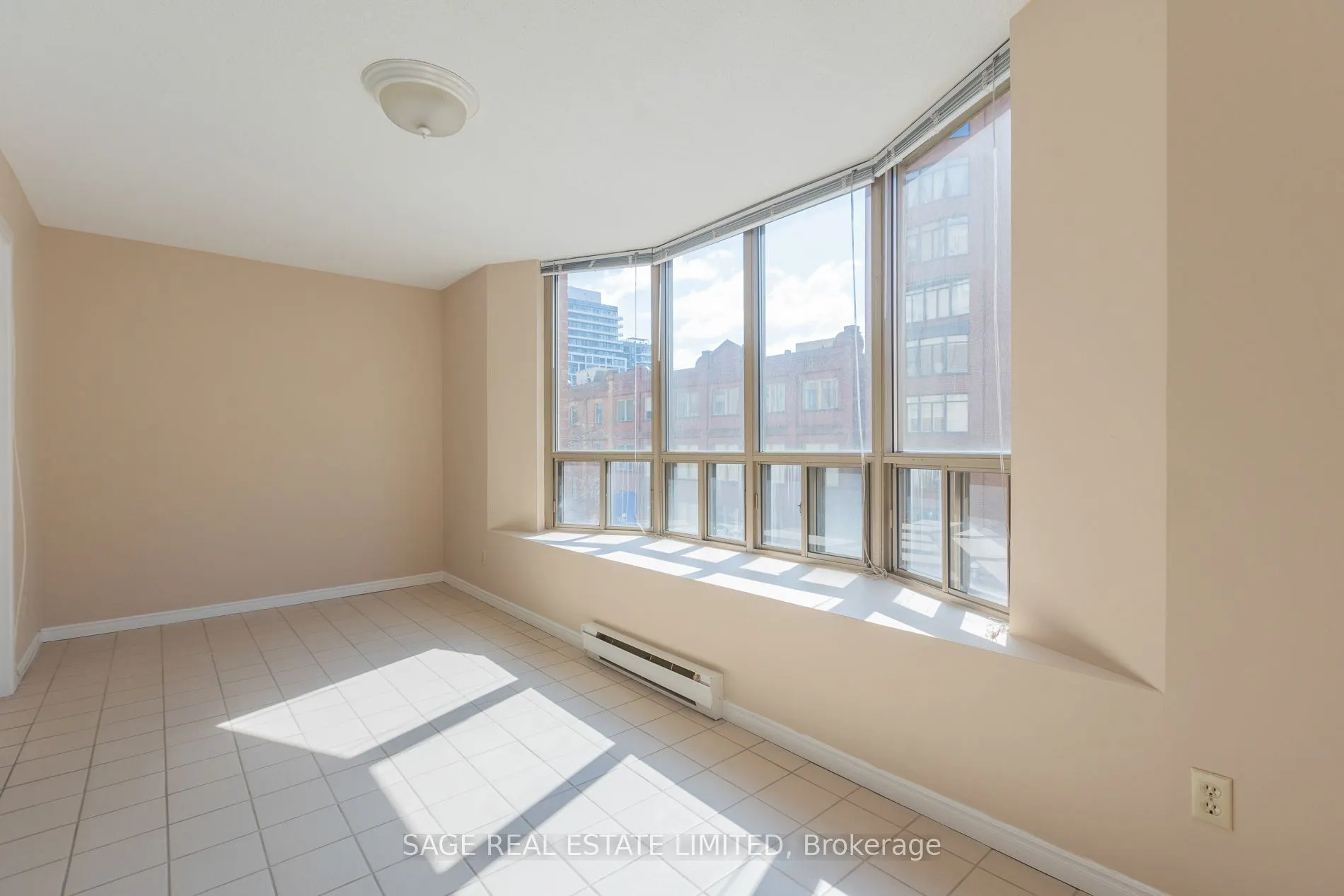 25 George Street #302