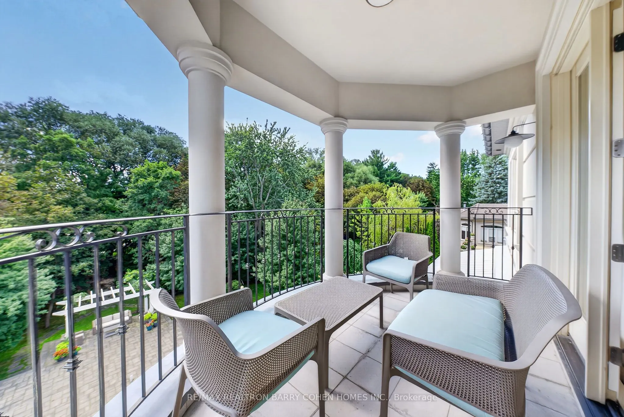 101 Forest Heights Boulevard