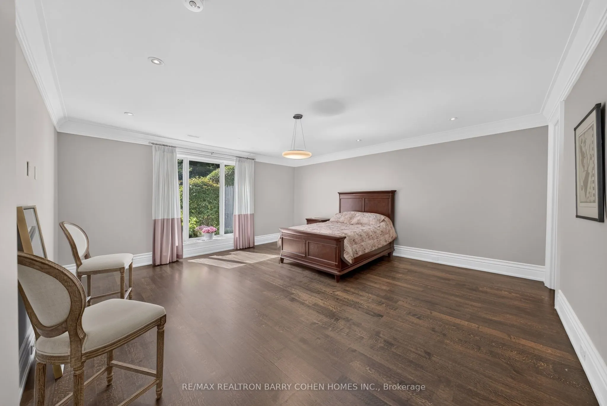 101 Forest Heights Boulevard