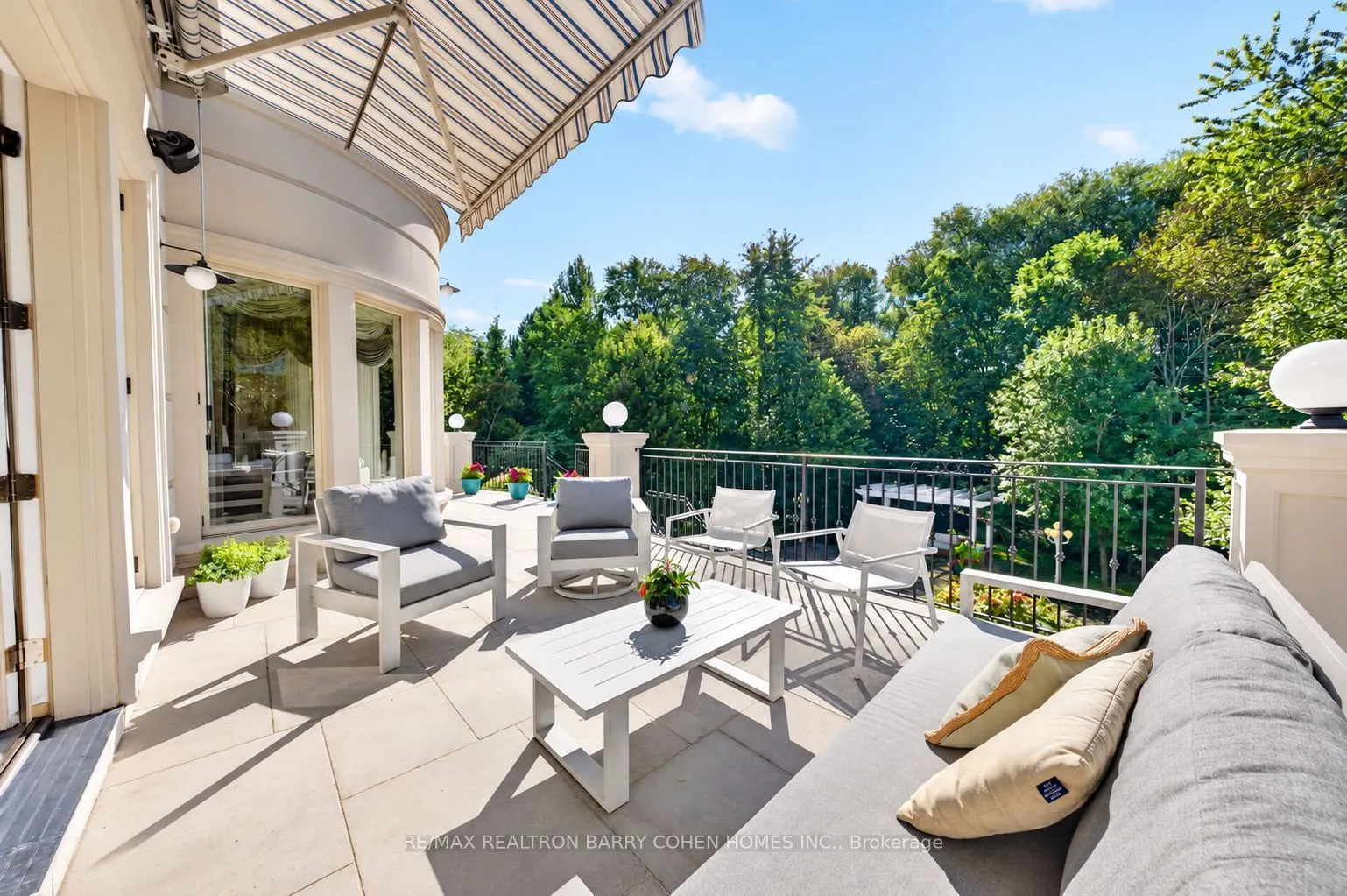101 Forest Heights Boulevard