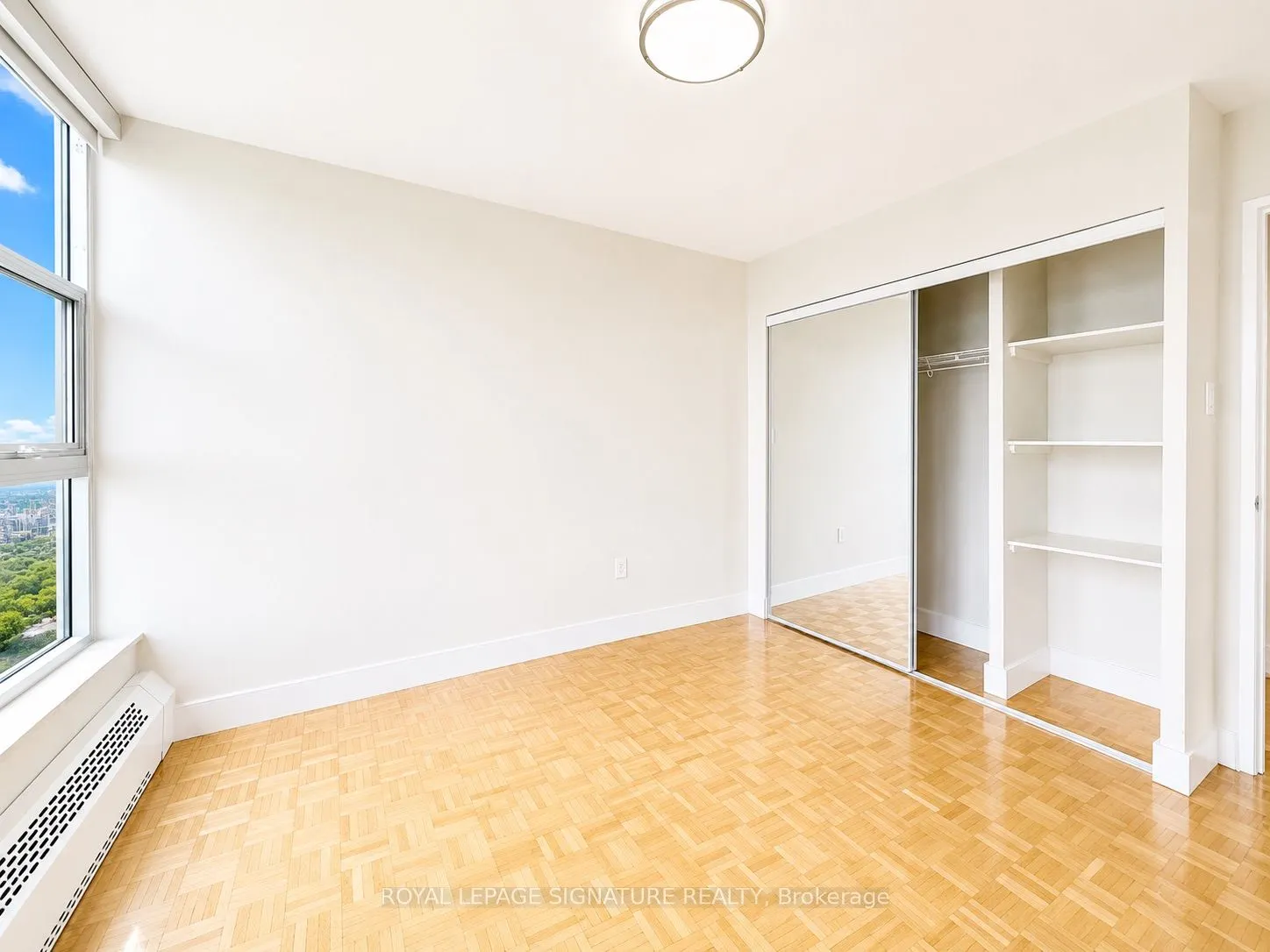 666 Spadina Avenue #410