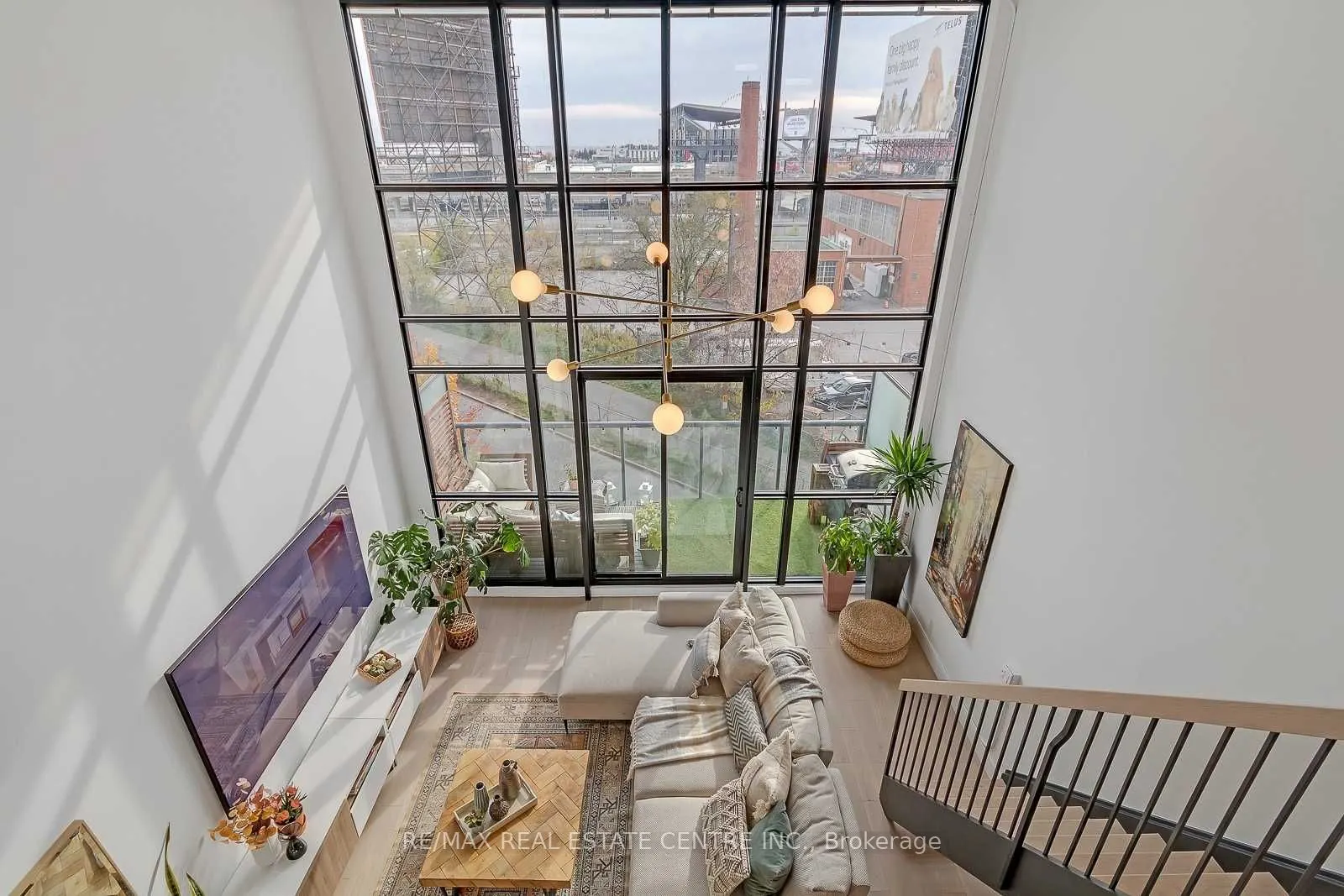5 Hanna Avenue #407