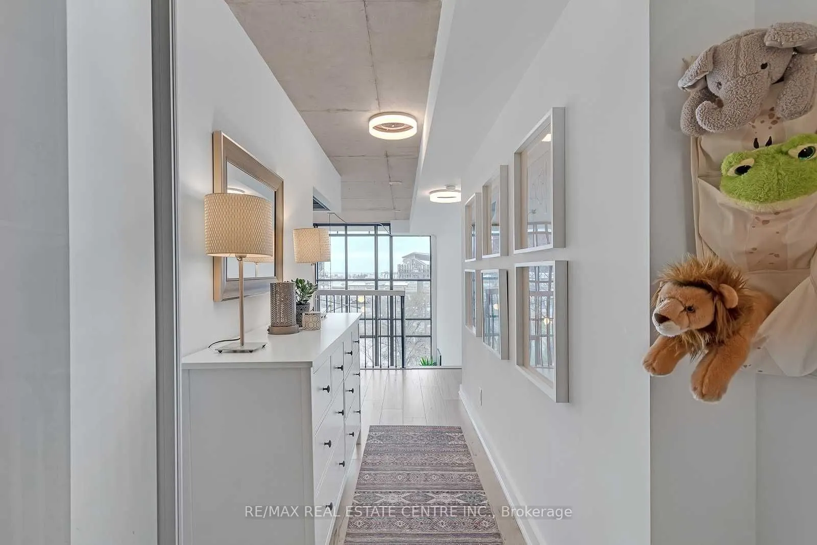 5 Hanna Avenue #407