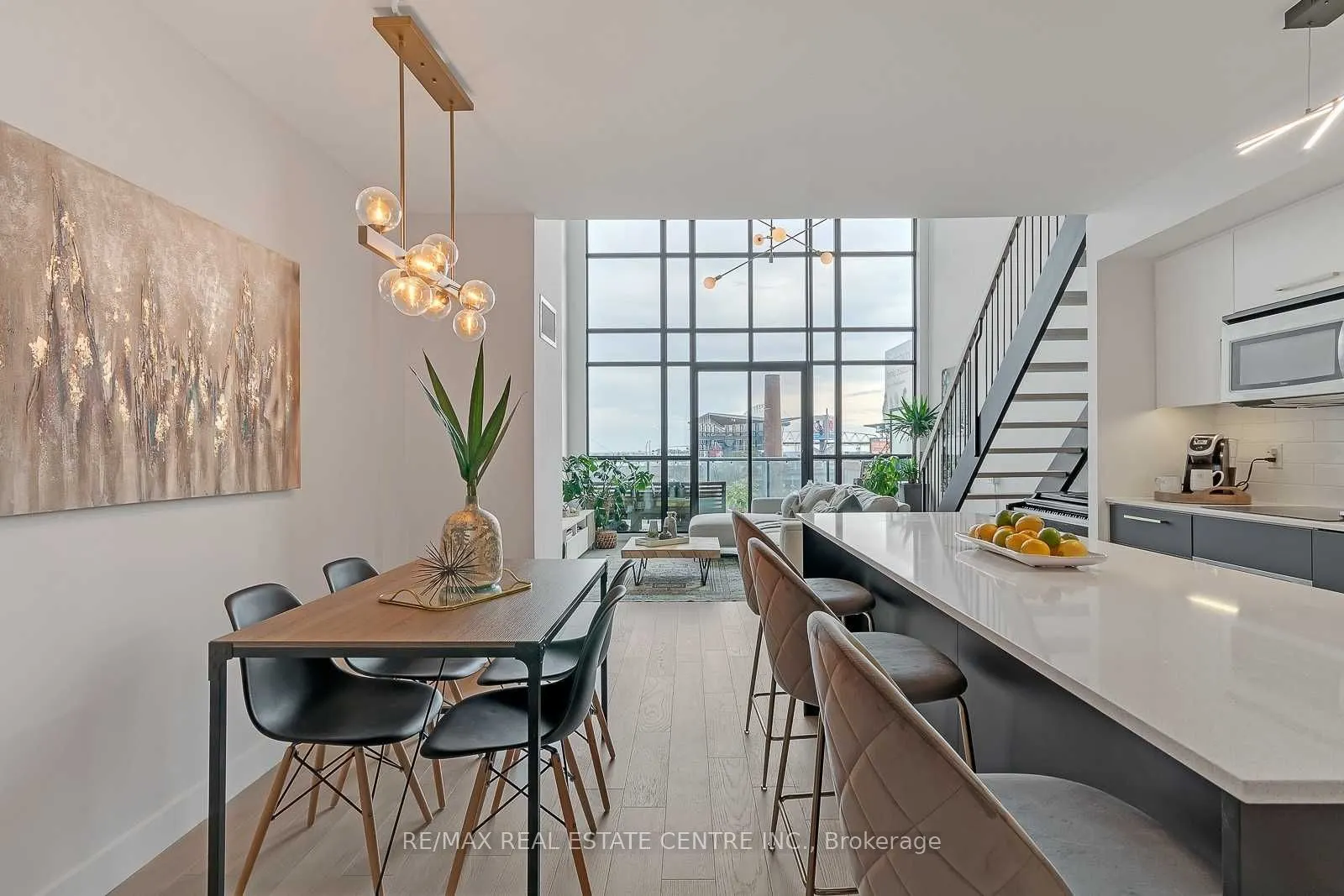 5 Hanna Avenue #407