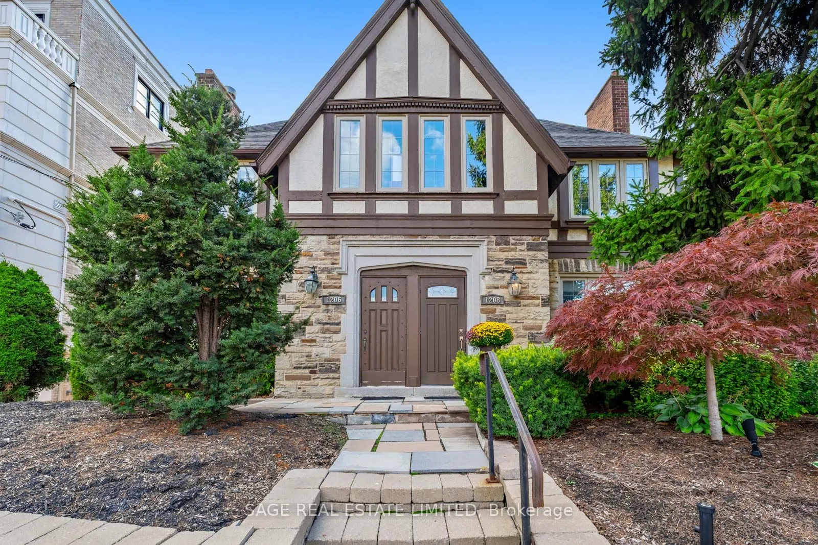 1208 Avenue Road #A