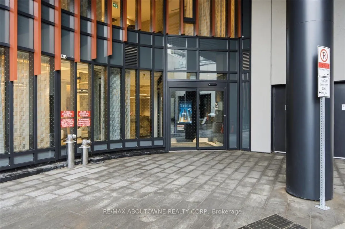 5858 Yonge Street #1623