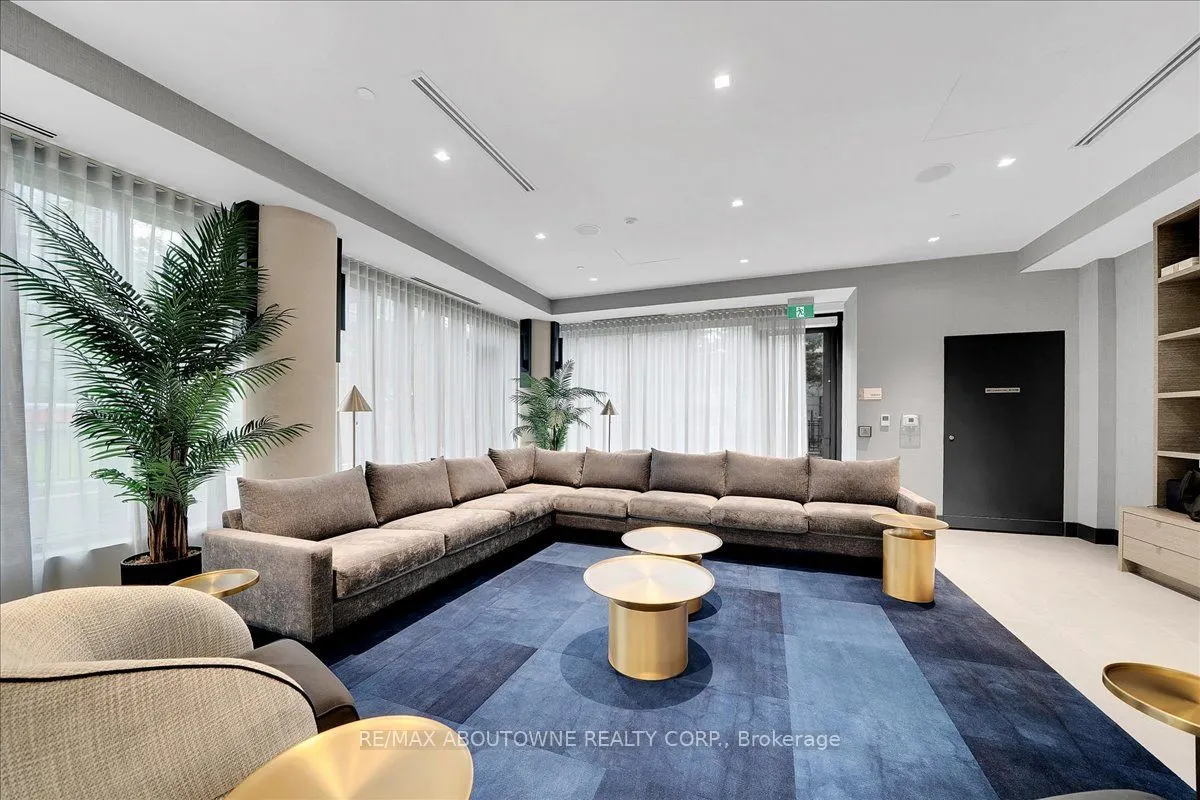 5858 Yonge Street #1623
