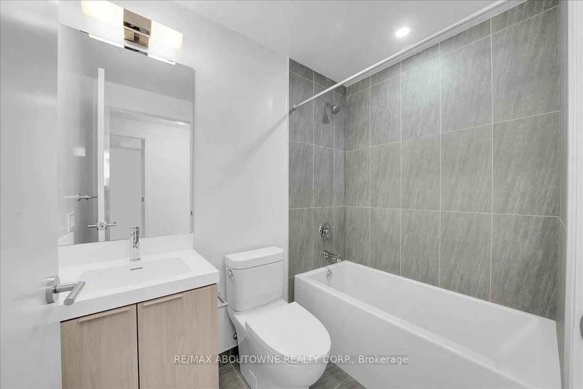 5858 Yonge Street #1623