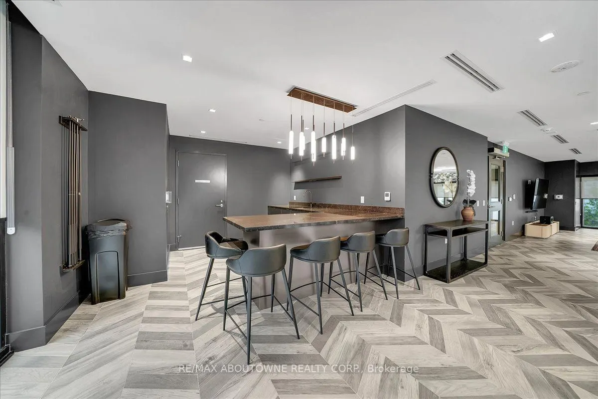 5858 Yonge Street #1623