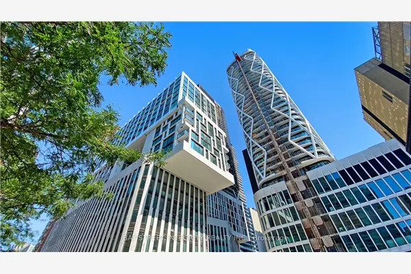 238 Simcoe Street