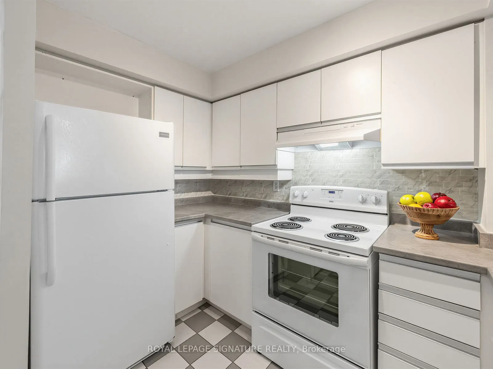 801 King Street W #627