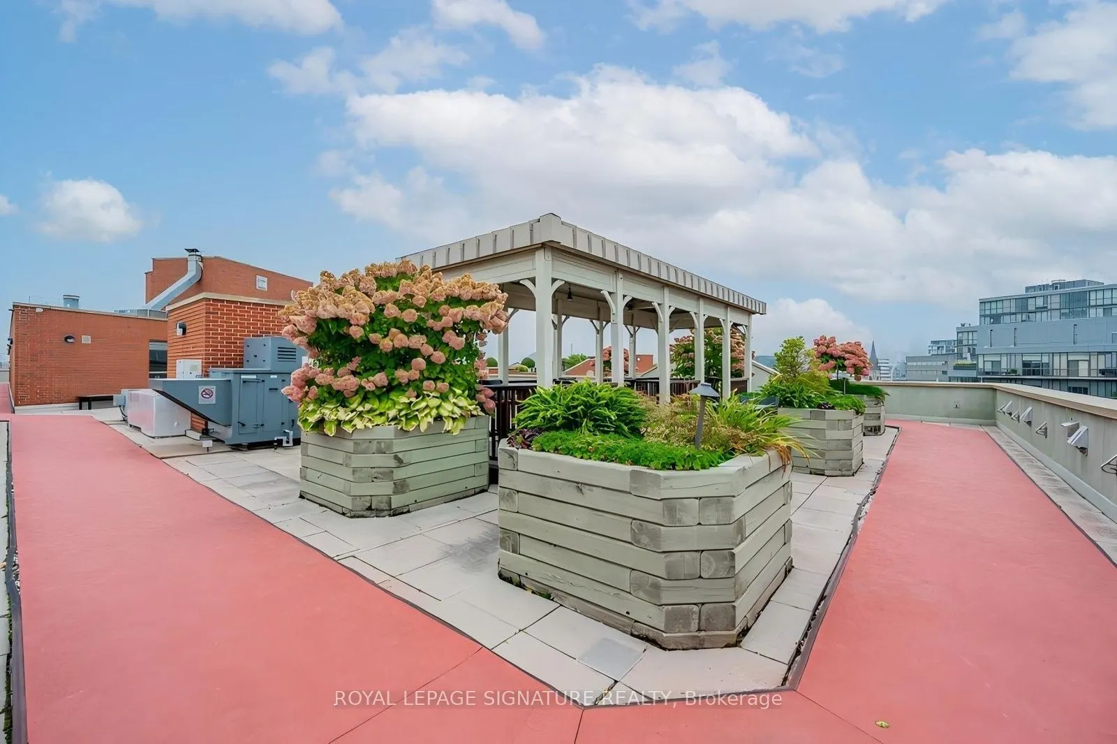 801 King Street W #627