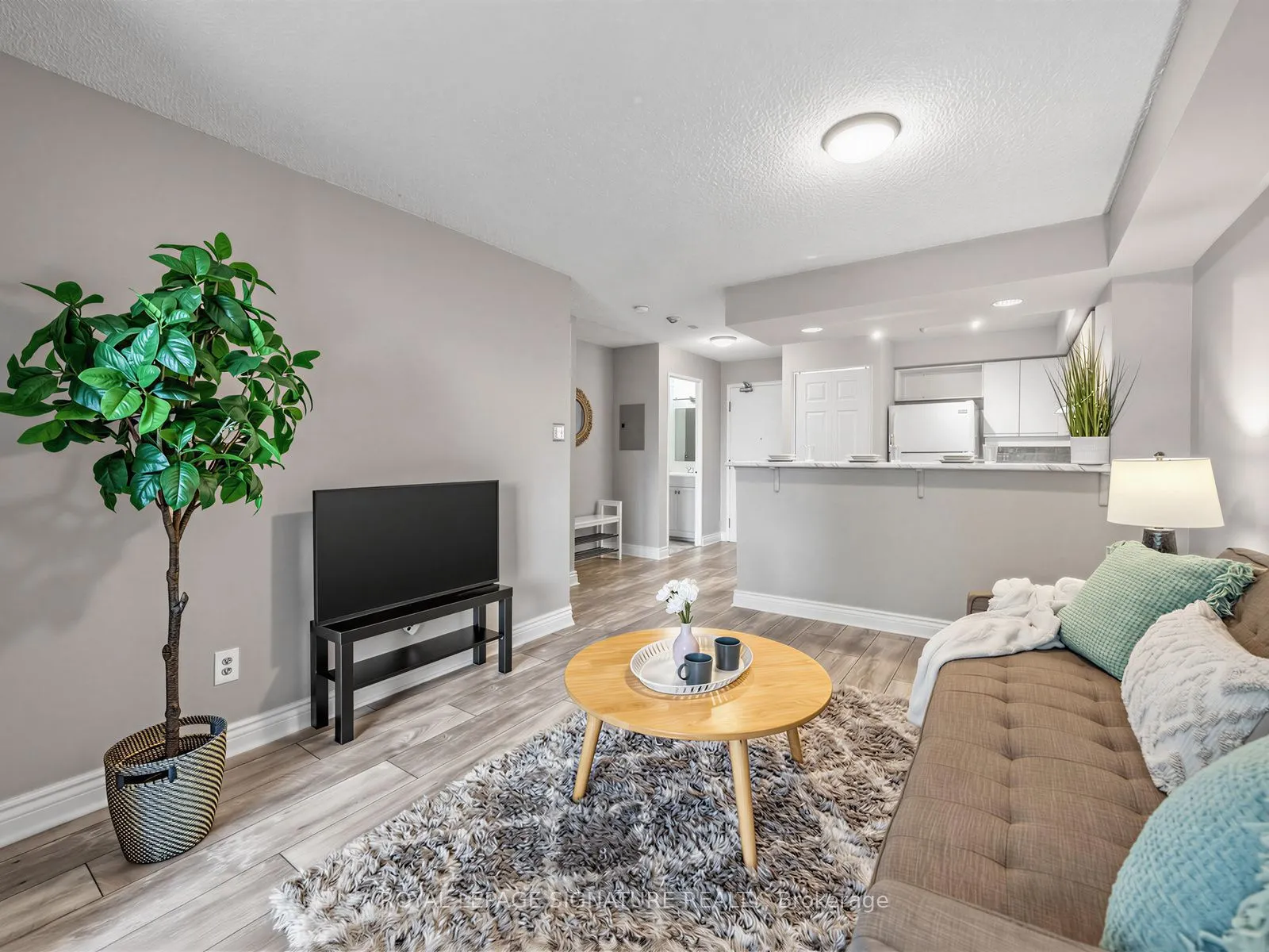 801 King Street W #627