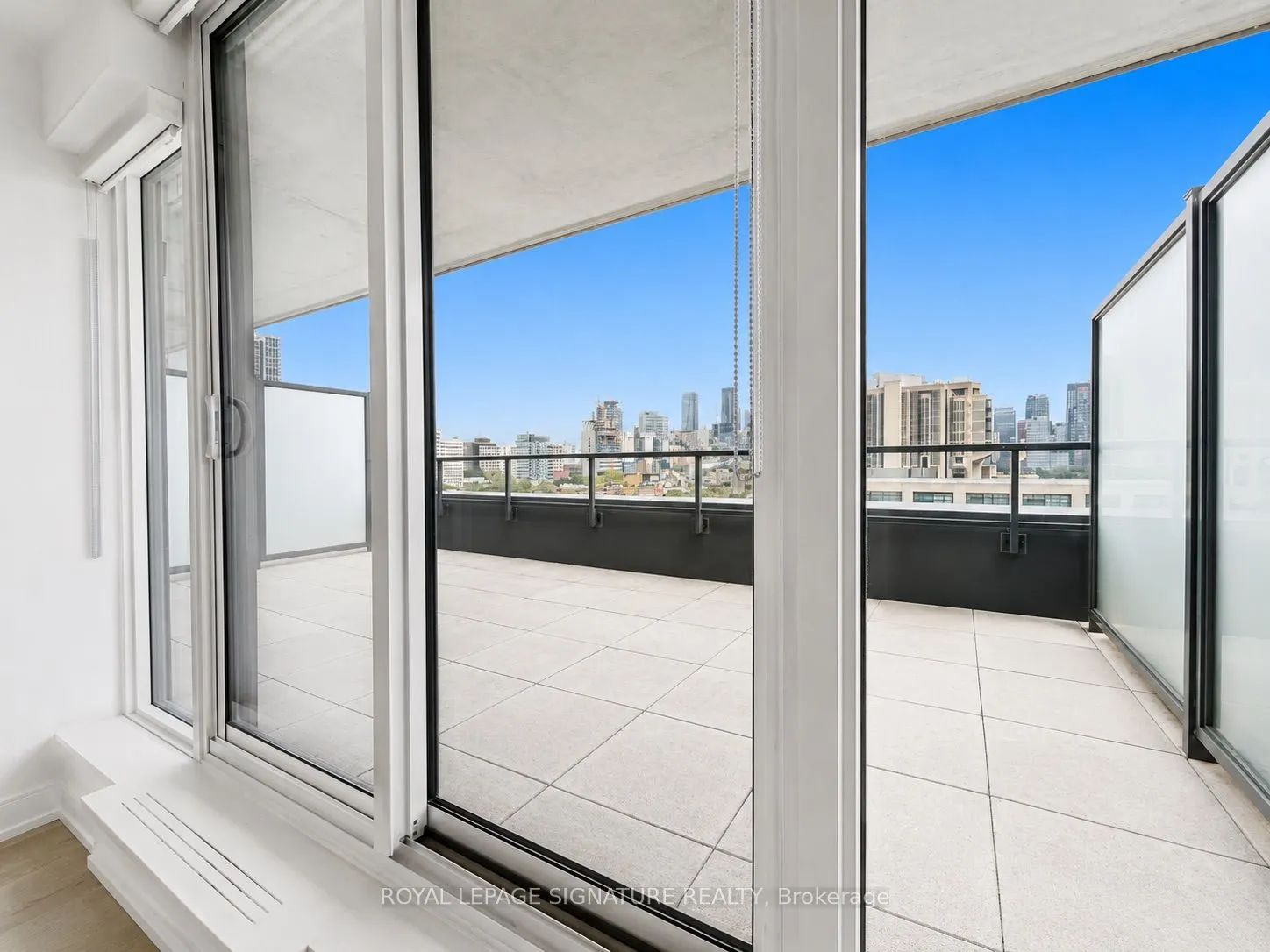 664 Spadina Avenue #1005