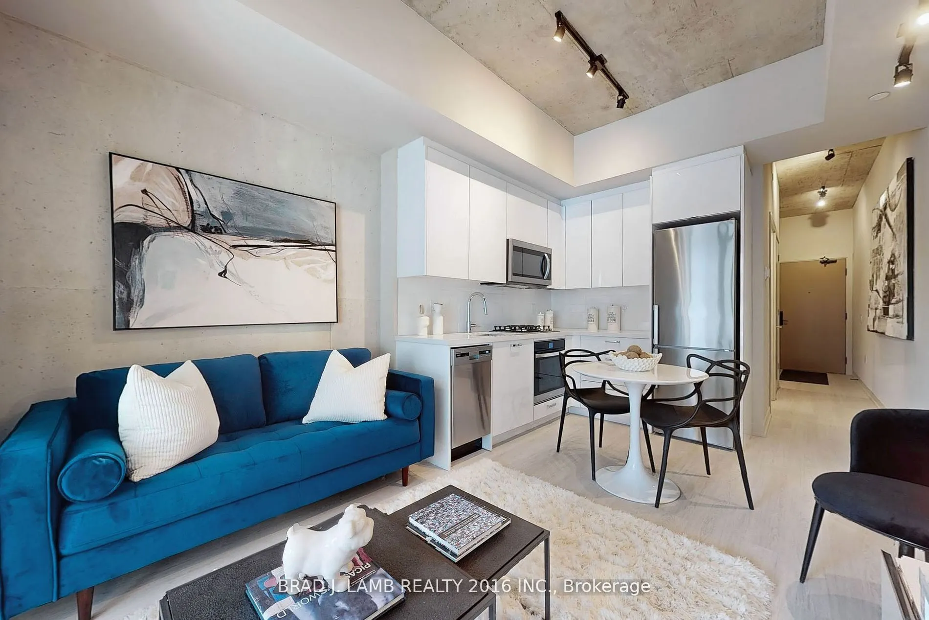 195 McCaul Street #315
