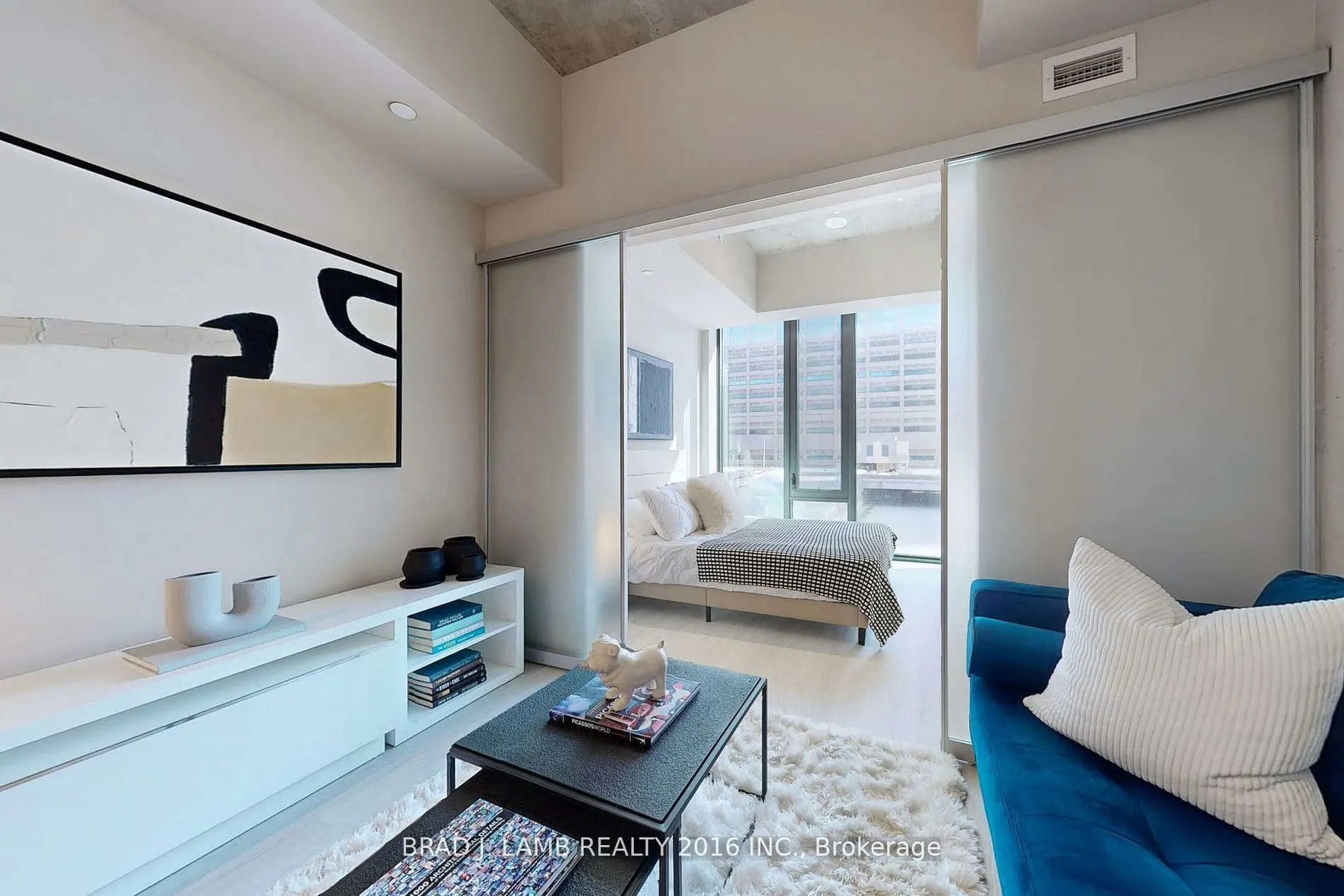 195 McCaul Street #315