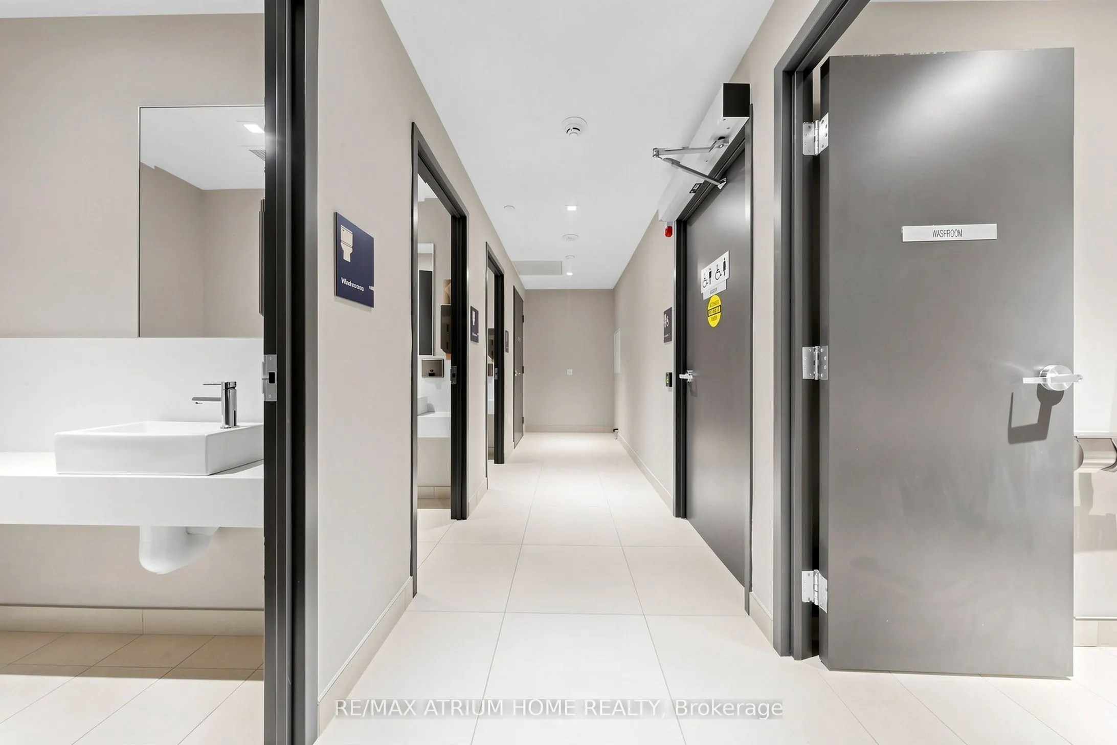 5801 Yonge Street #606-611