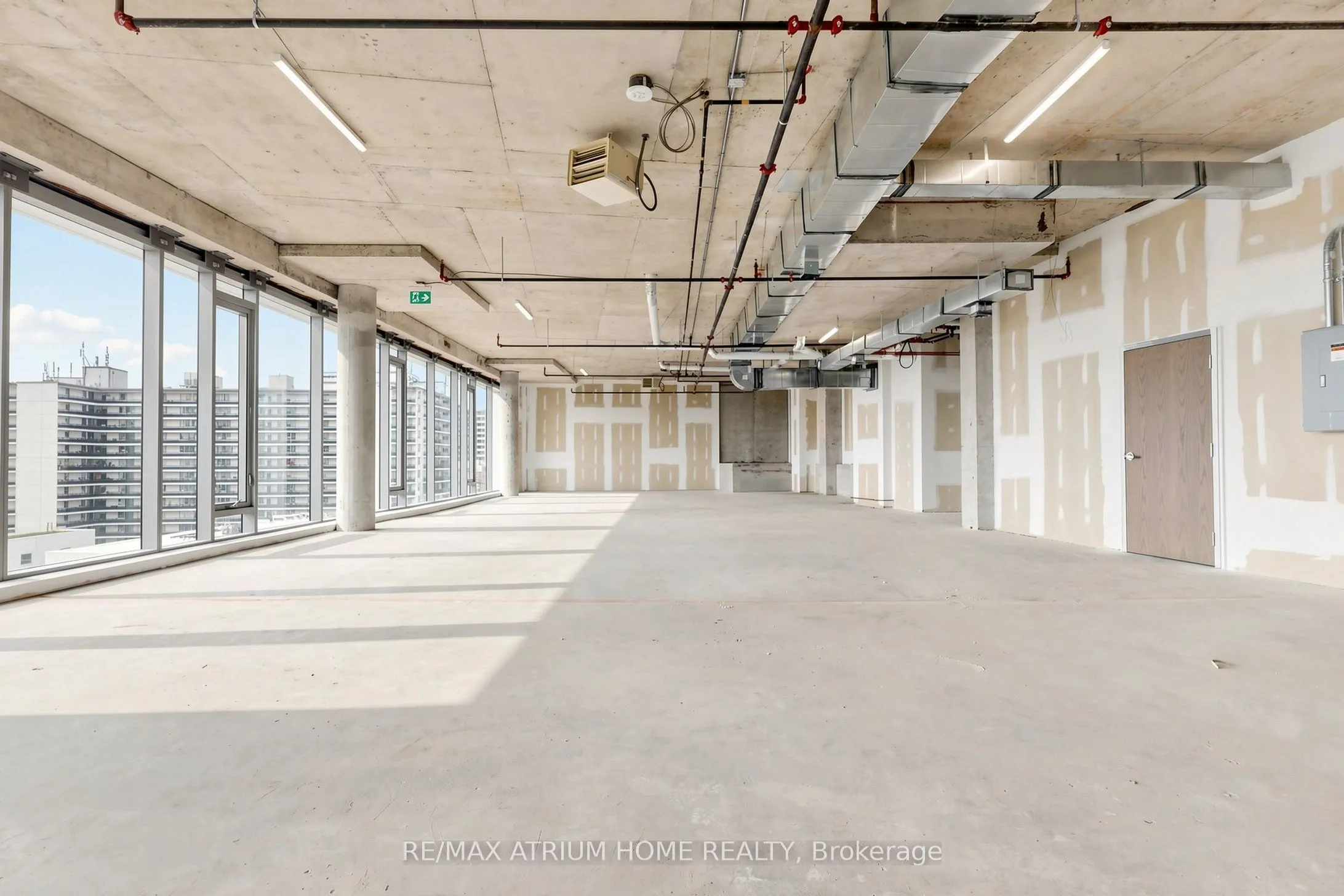 5801 Yonge Street #800-810