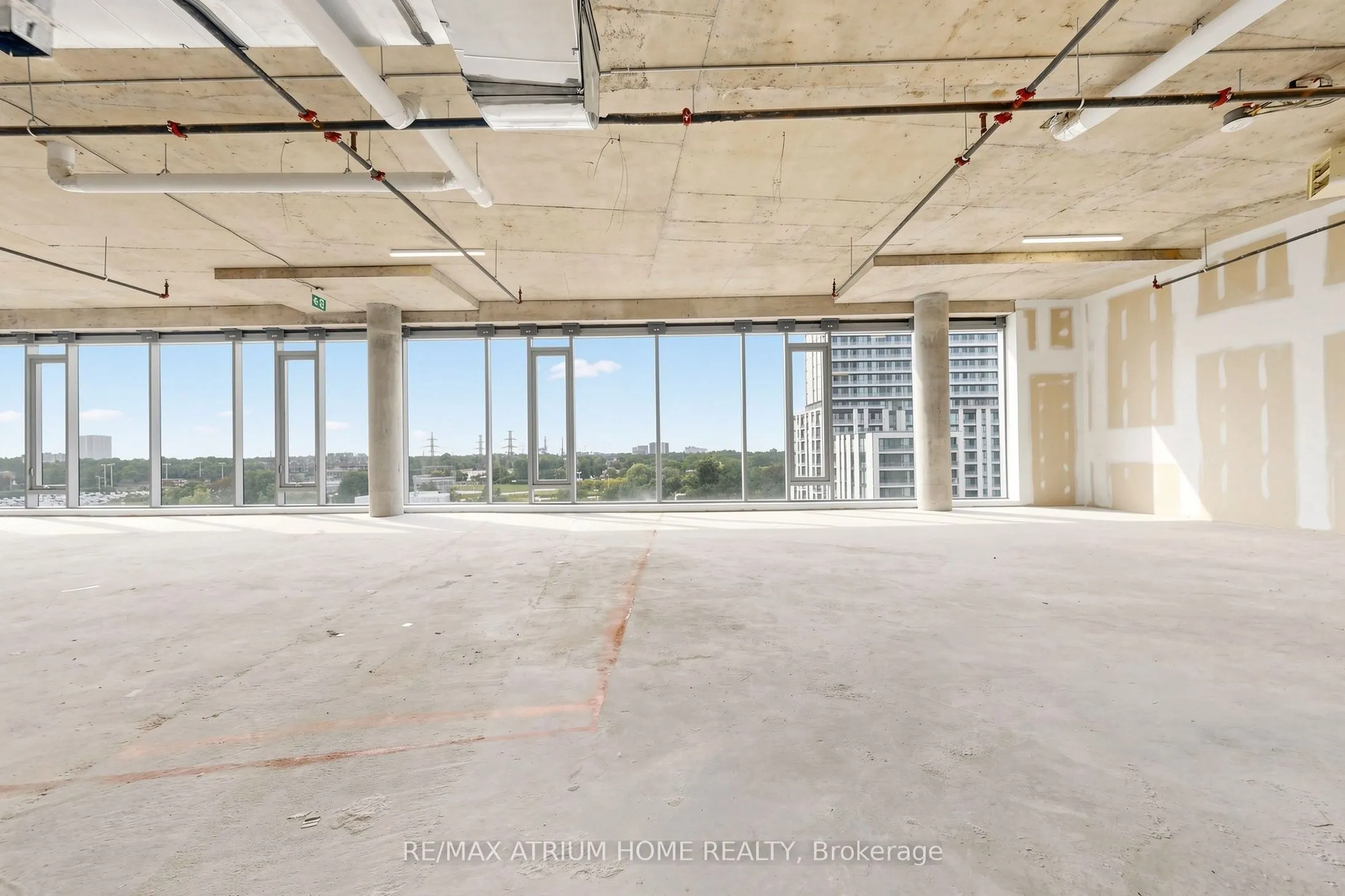 5801 Yonge Street #800-810