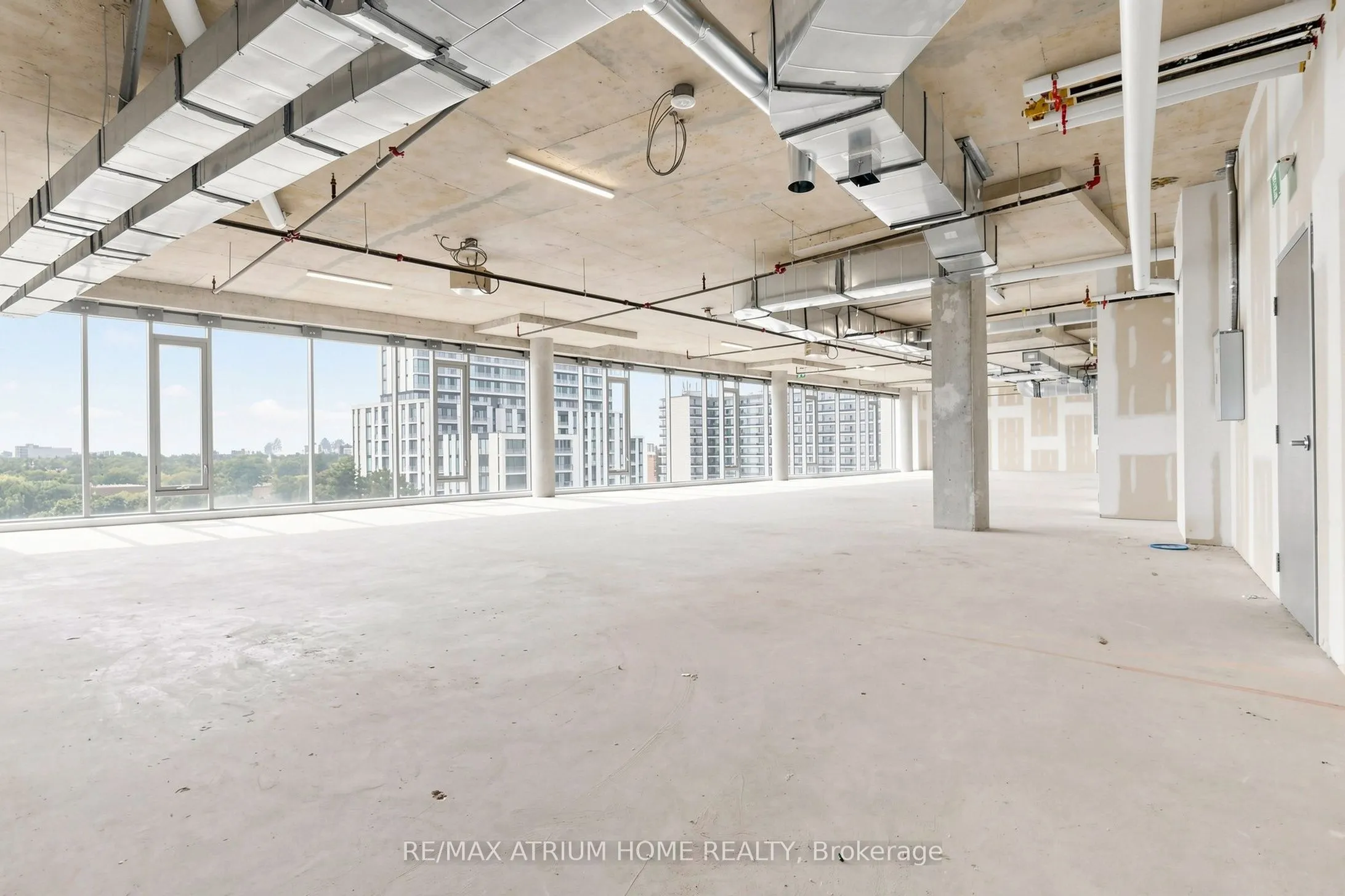 5801 Yonge Street #800-810
