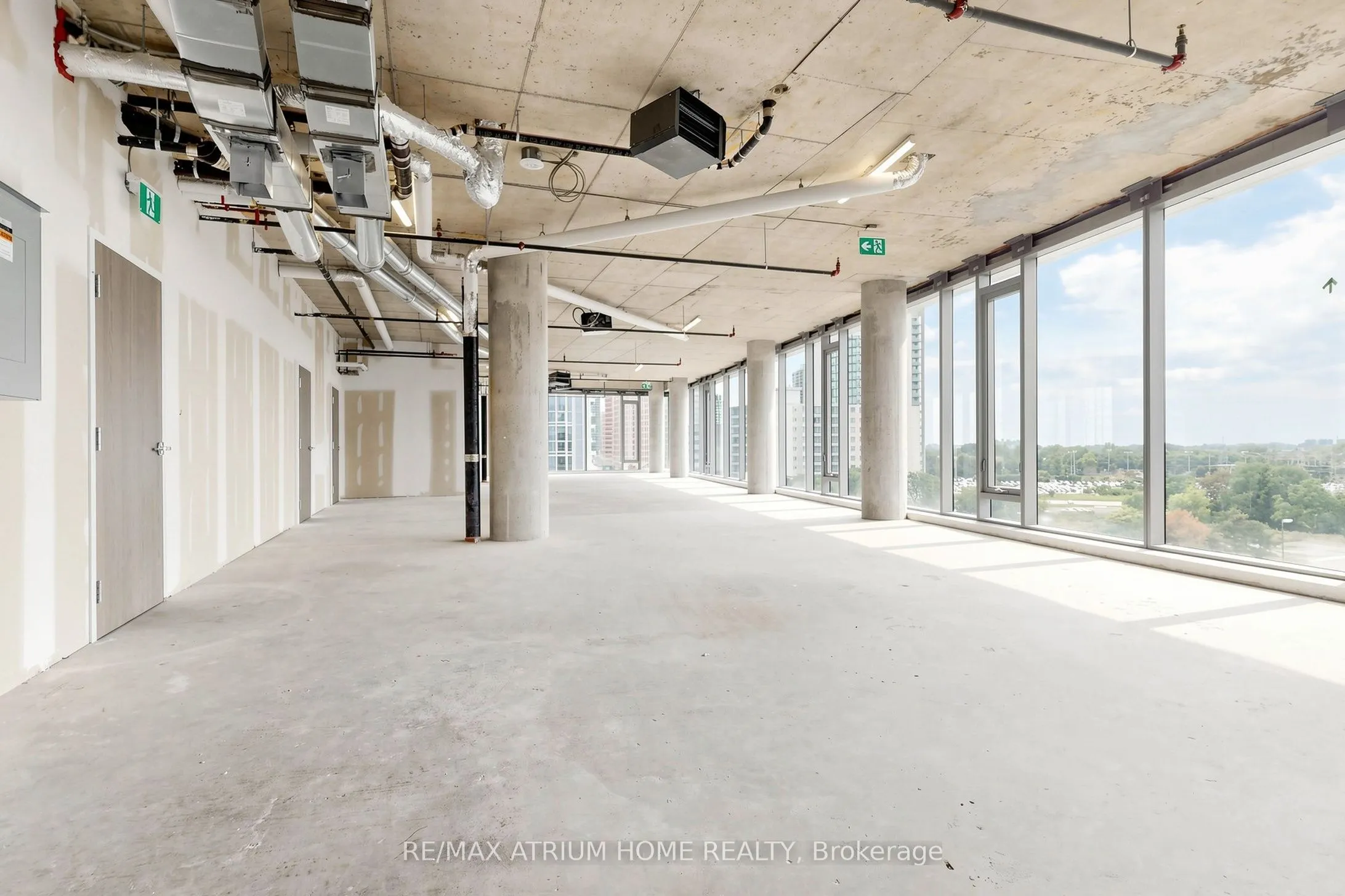 5801 Yonge Street #800-810