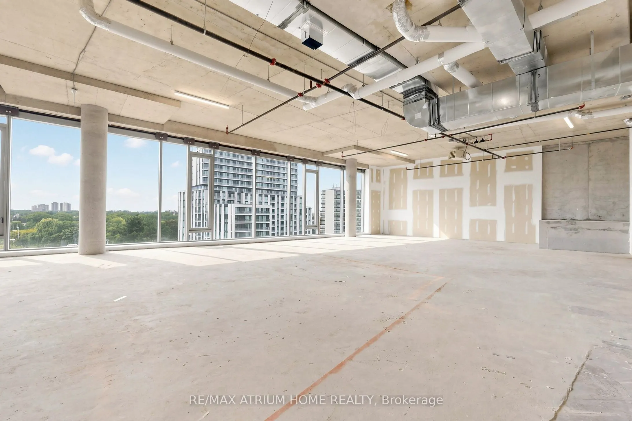 5801 Yonge Street #800-810