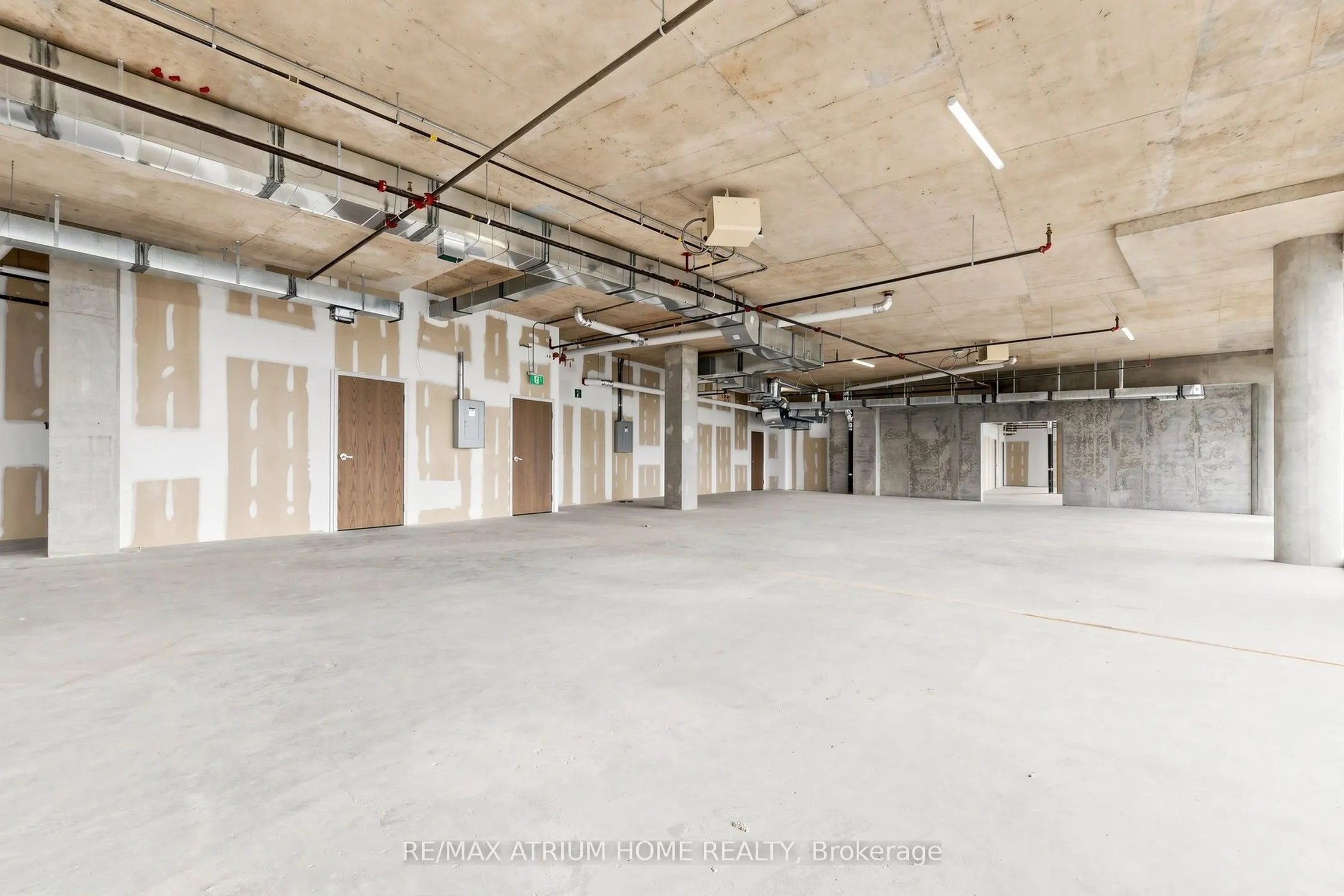 5801 Yonge Street #800-810
